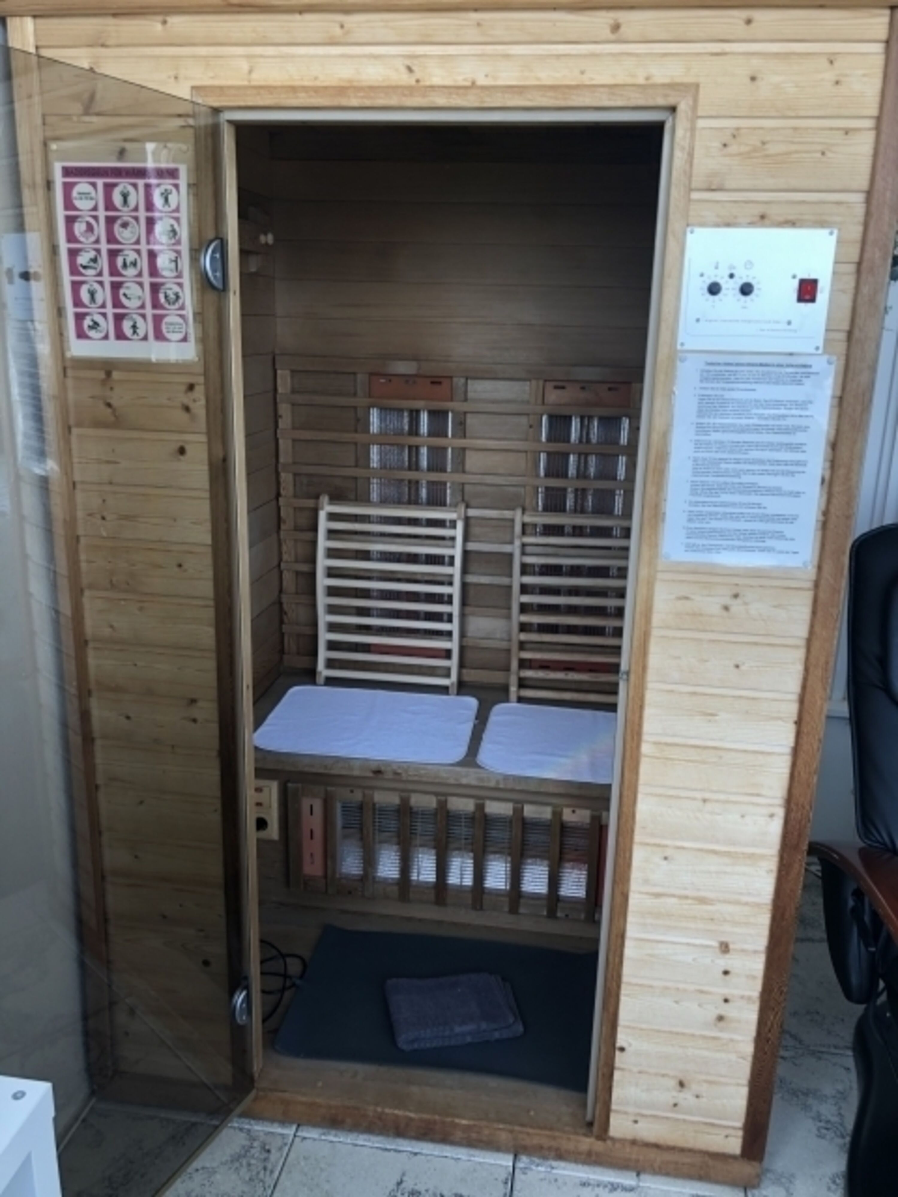 Eigene Wellness-Wärmekabine für 2 Personen (mit Meerblick und Lichttherapie !!)