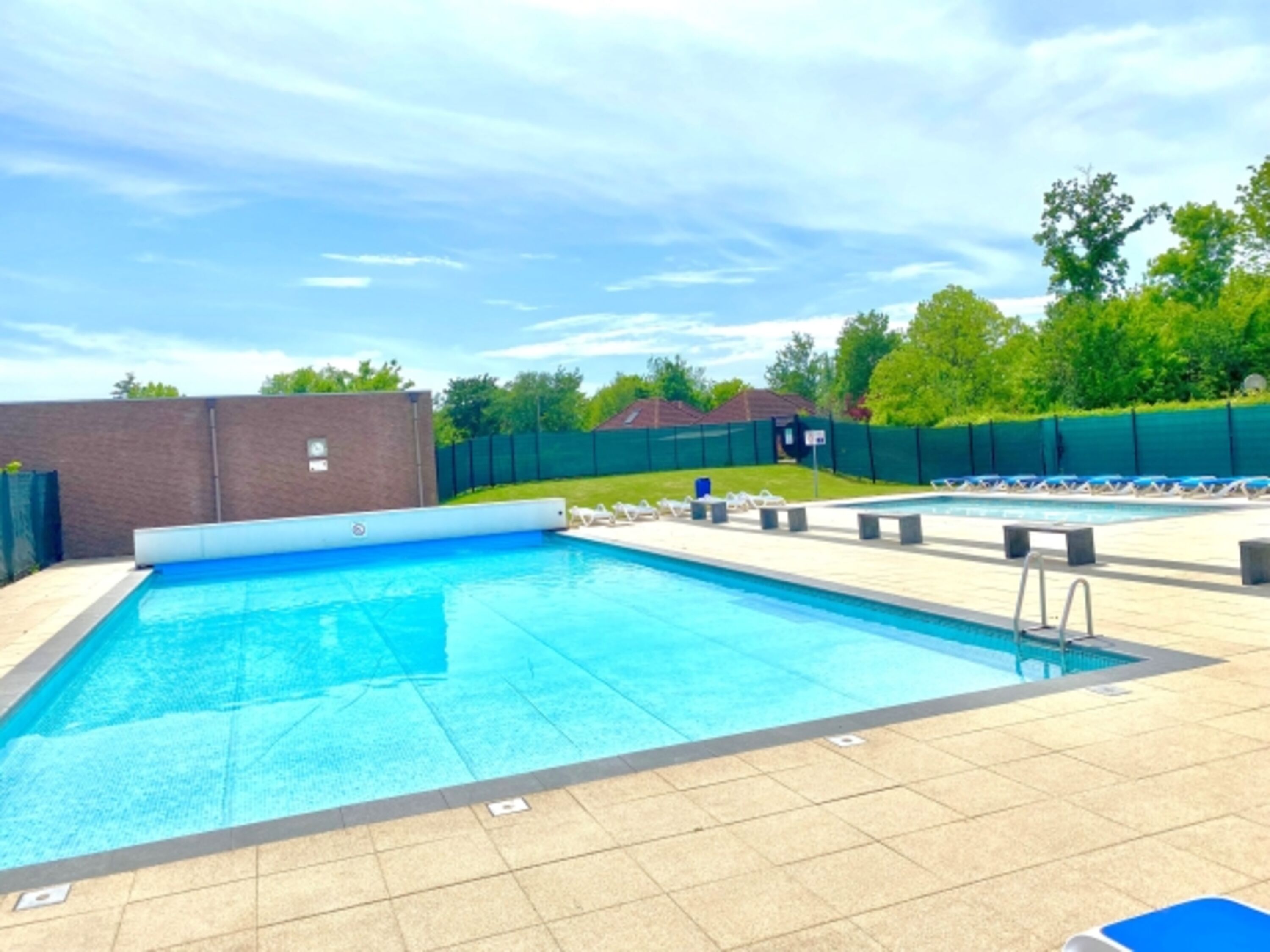 Beheizbares Schwimmbad 100 Meter entfernt 