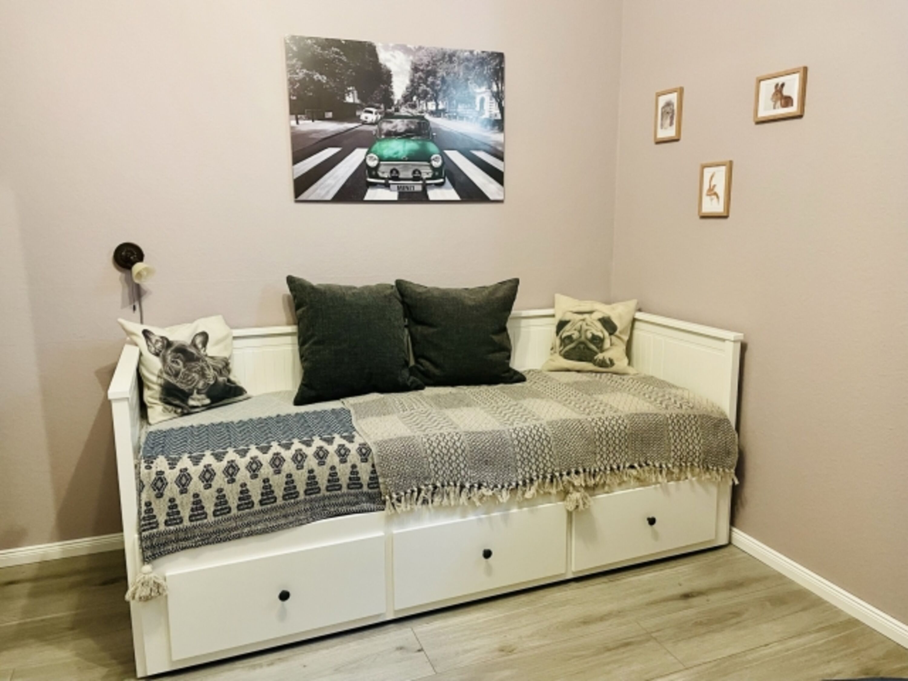 Zweites Schlafzimmer mit Tagesbett zum Ausziehen für zwei Personen