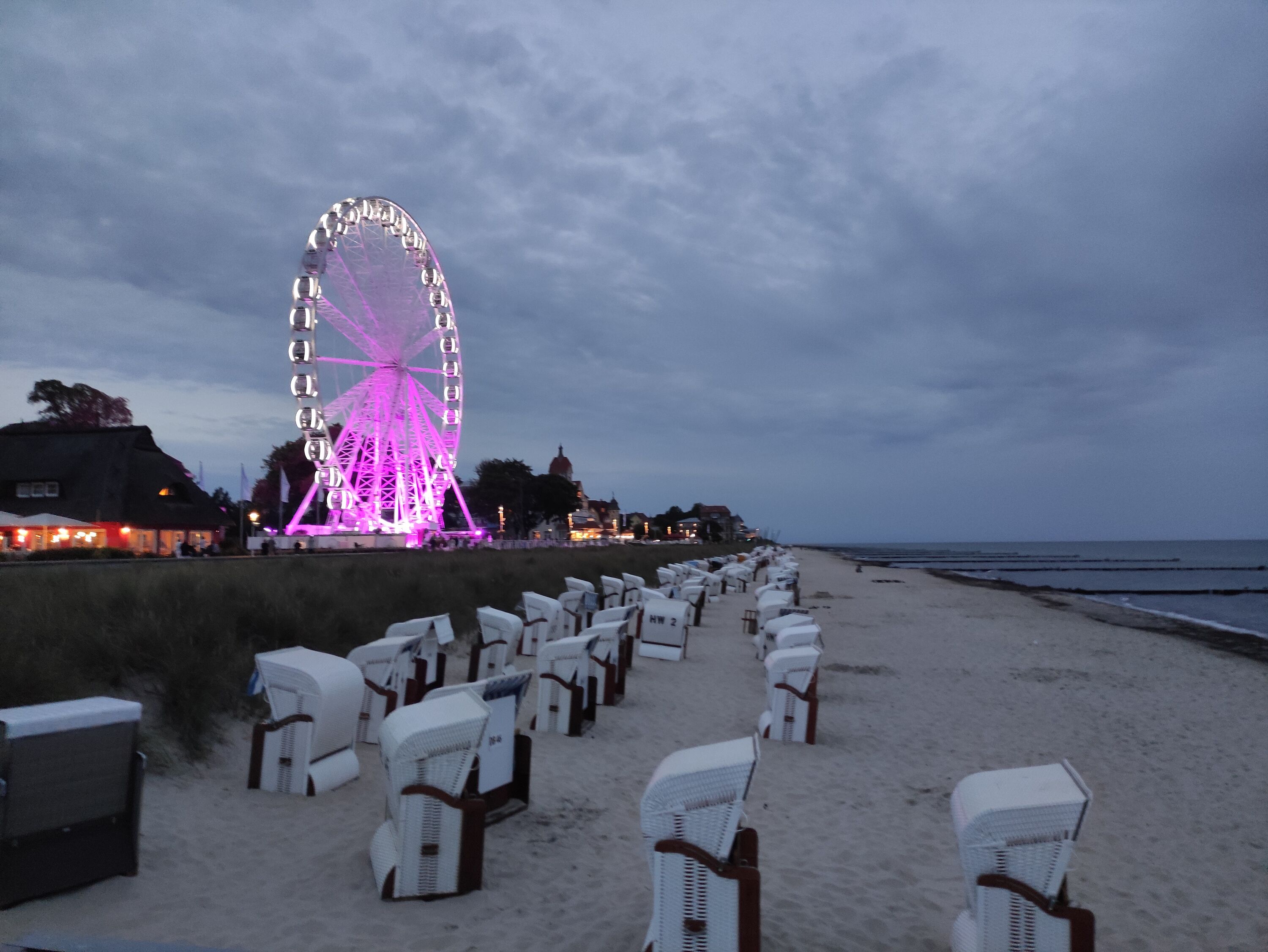 Riesenrad an der Strandpromenade in Kühlungsborn