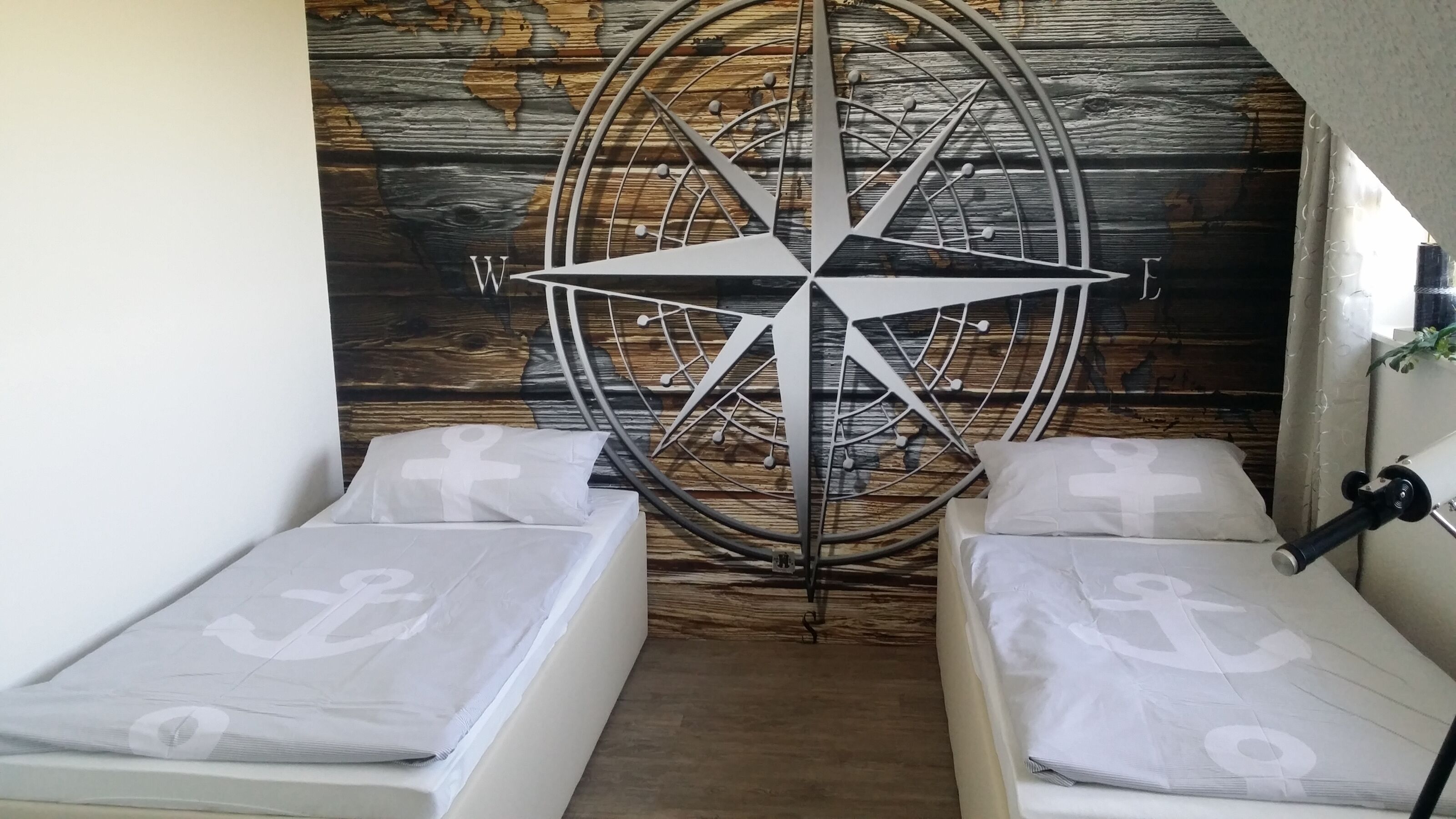 Schlafzimmer 1 mit 2 Einzelbetten