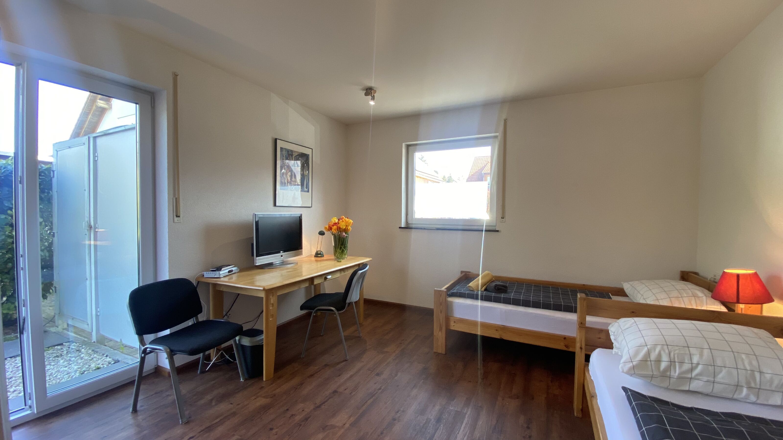 Schlafzimmer 1