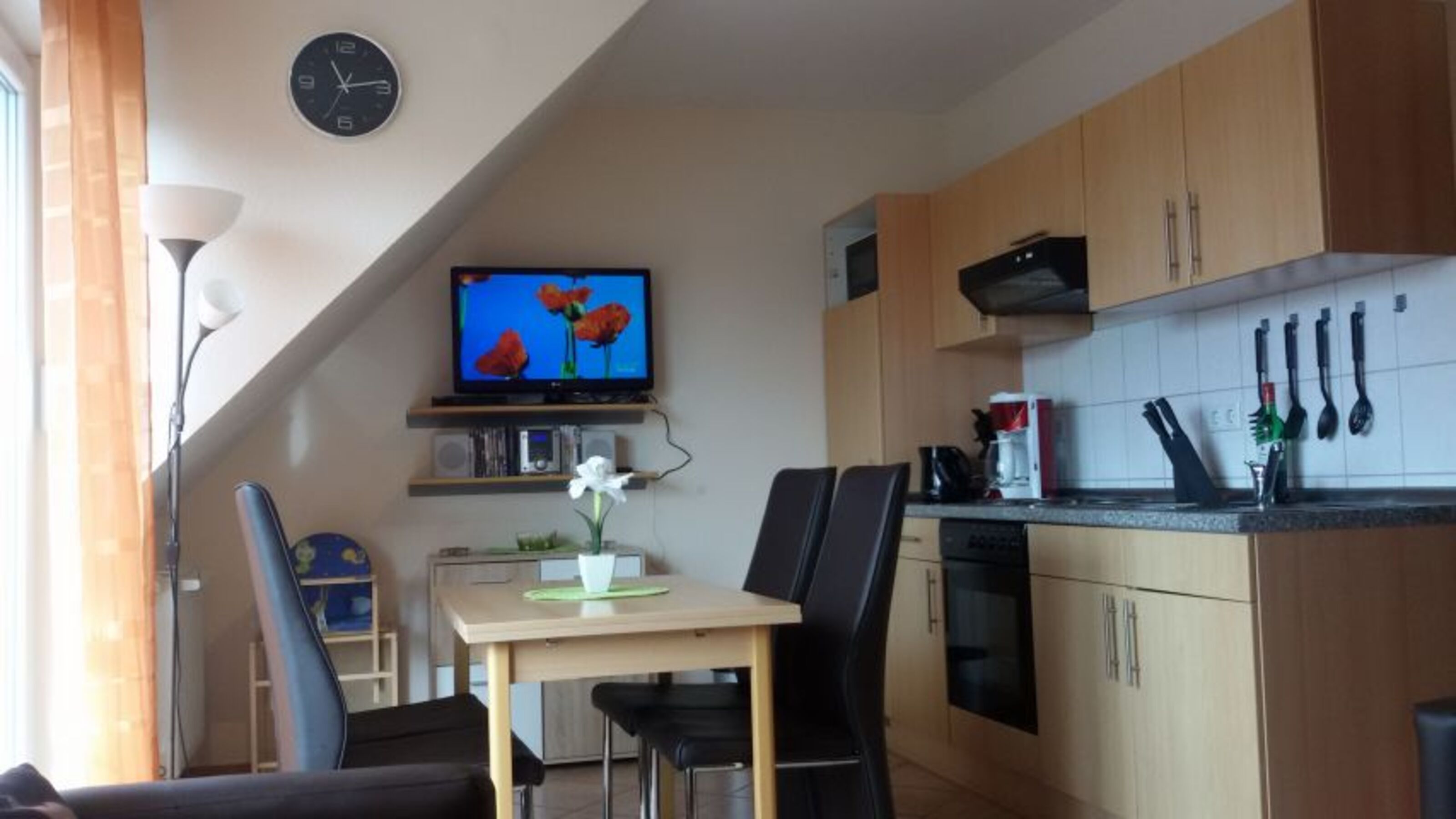 Küche mit Eßzimmer