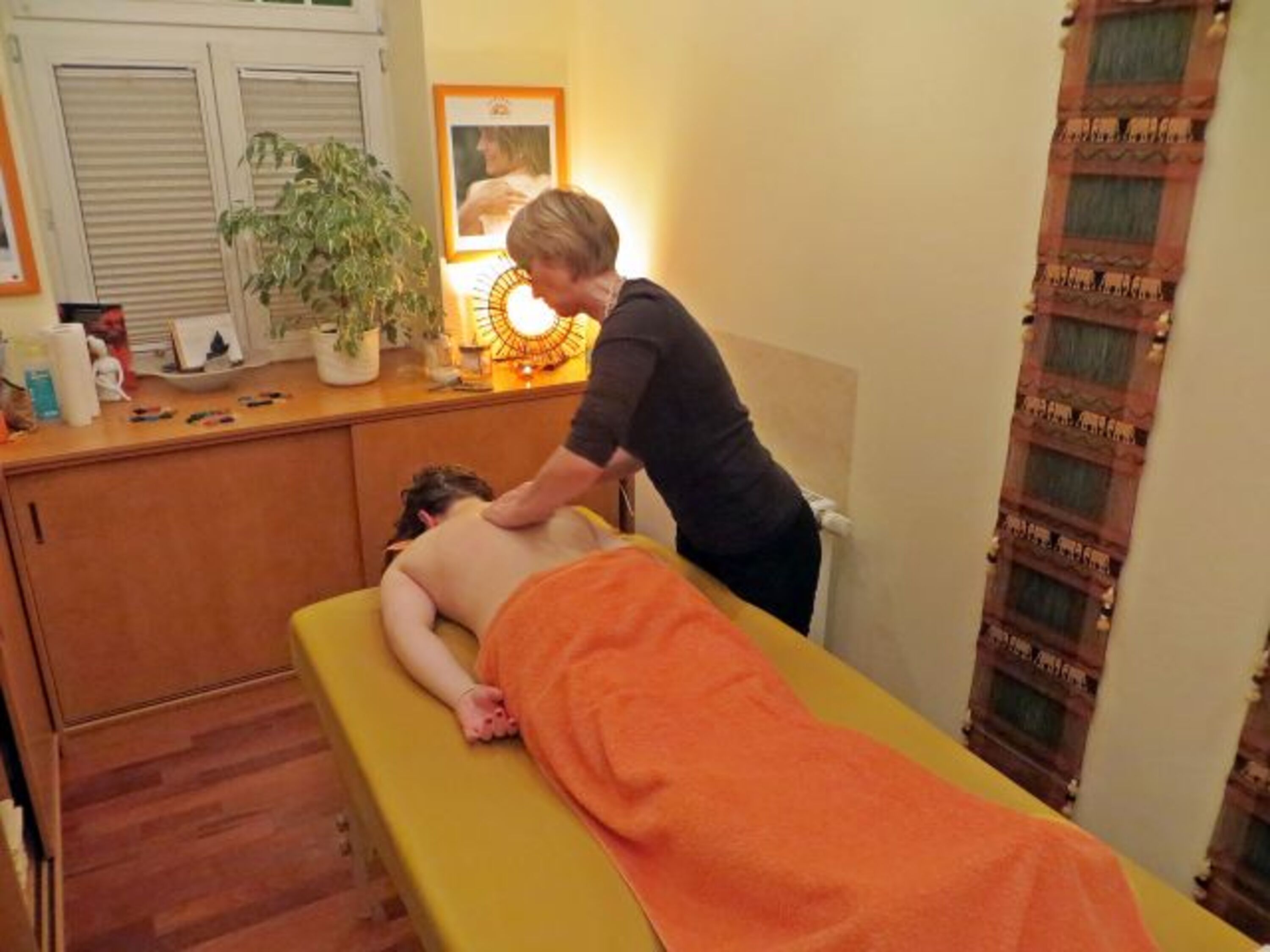 Massagen und Wellnessanwendungen in der direkt benachbarten SPA-Oase erhältlich !!