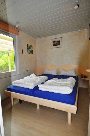 1. Schlafzimmer mit Doppelbett
