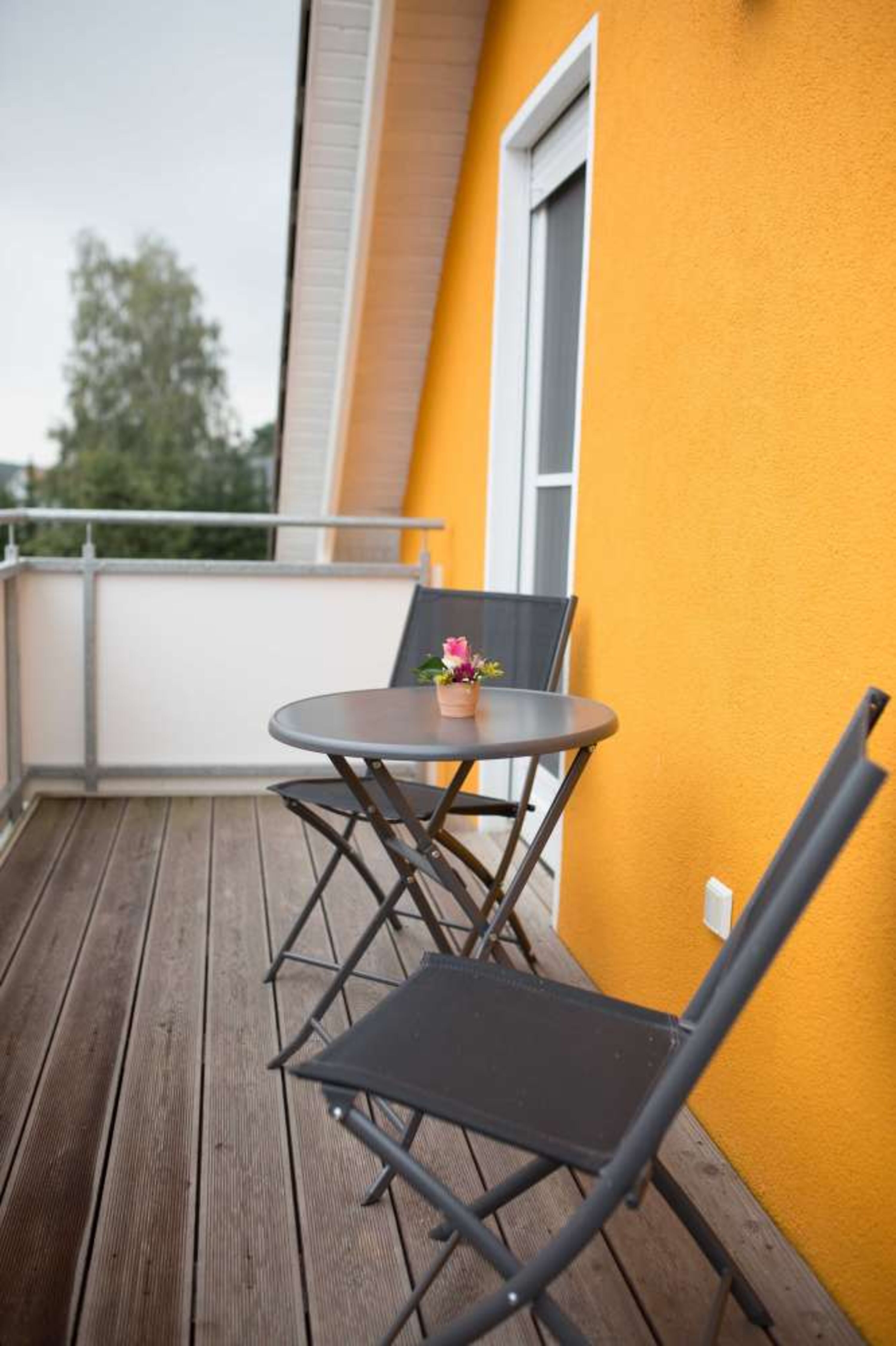 Auf dem Balkon kann man den Abend ausklingen lassen