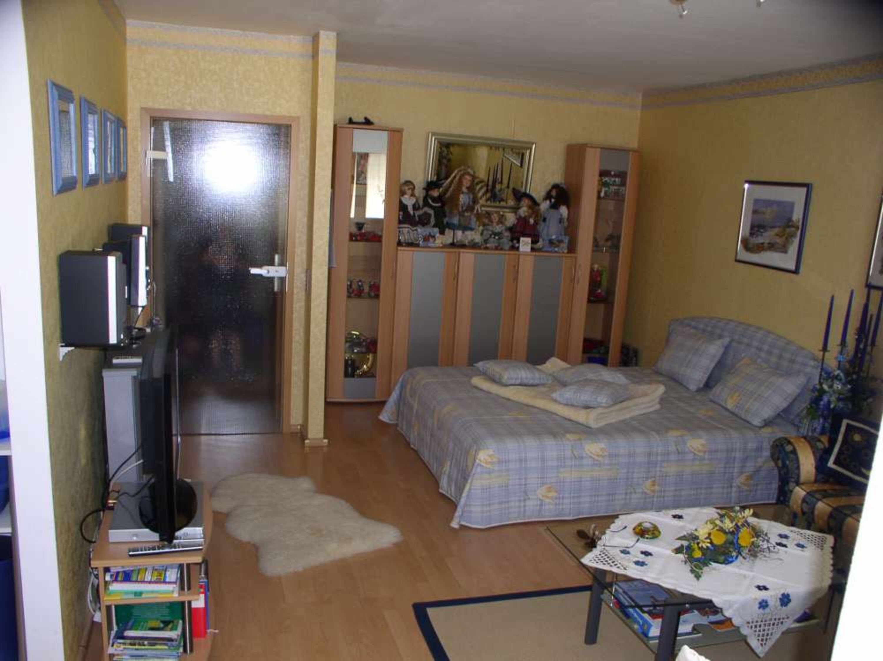 Der Wohnbereich mit Hochbett