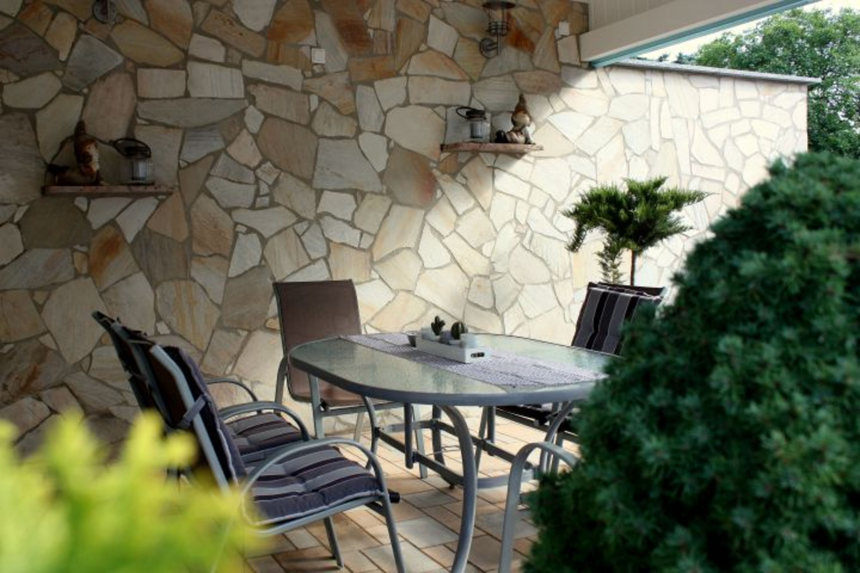 die Terrasse