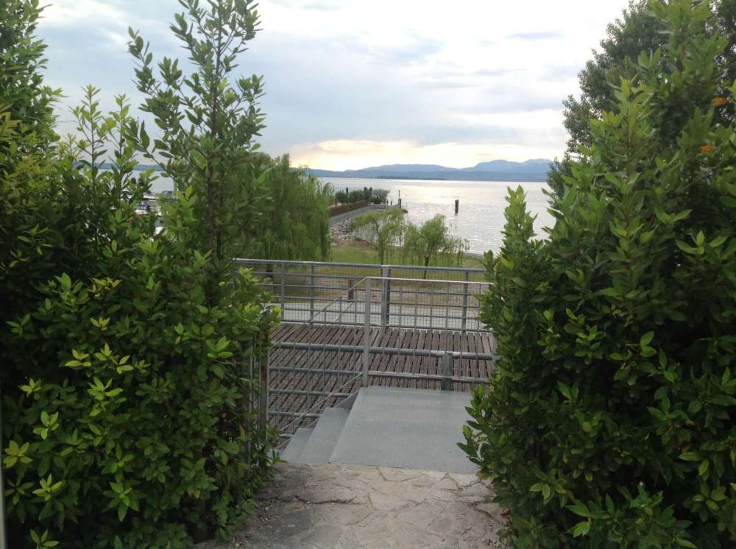 Zugang zum See