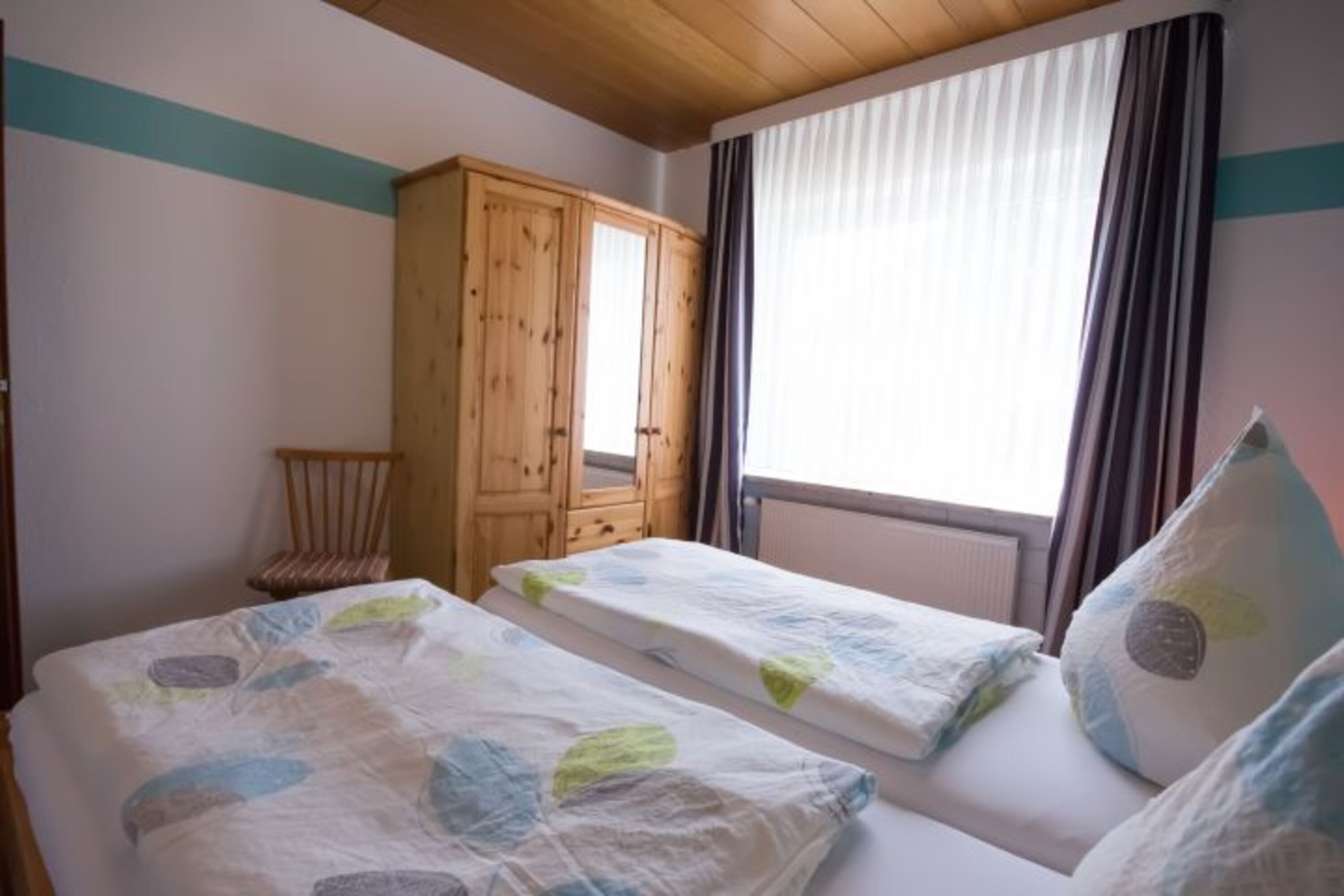 Schlafzimmer 2
