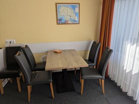 Wohn-/Schlafzimmer