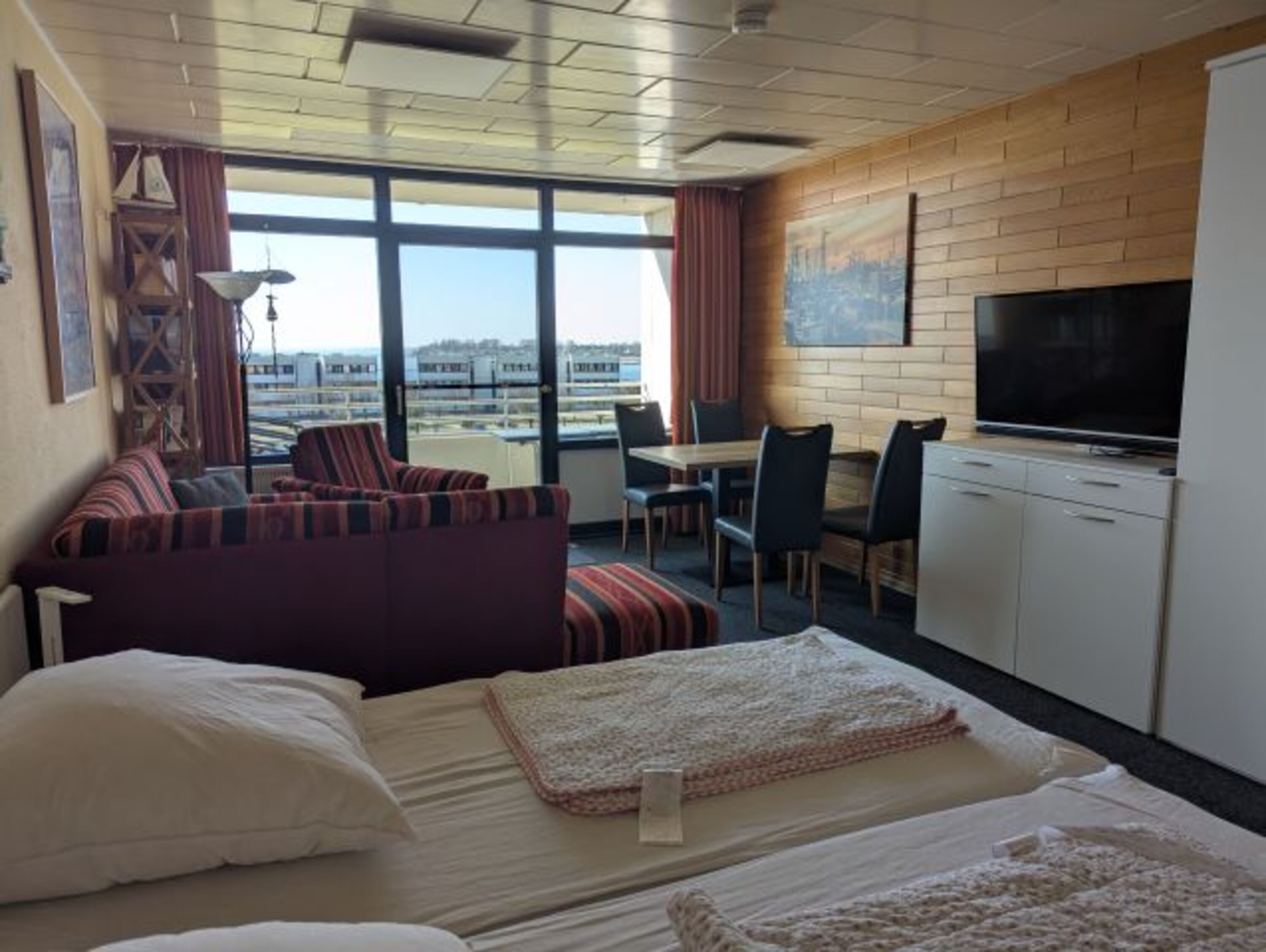 Wohn-/Schlafzimmer
