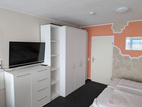 Wohn-/Schlafzimmer