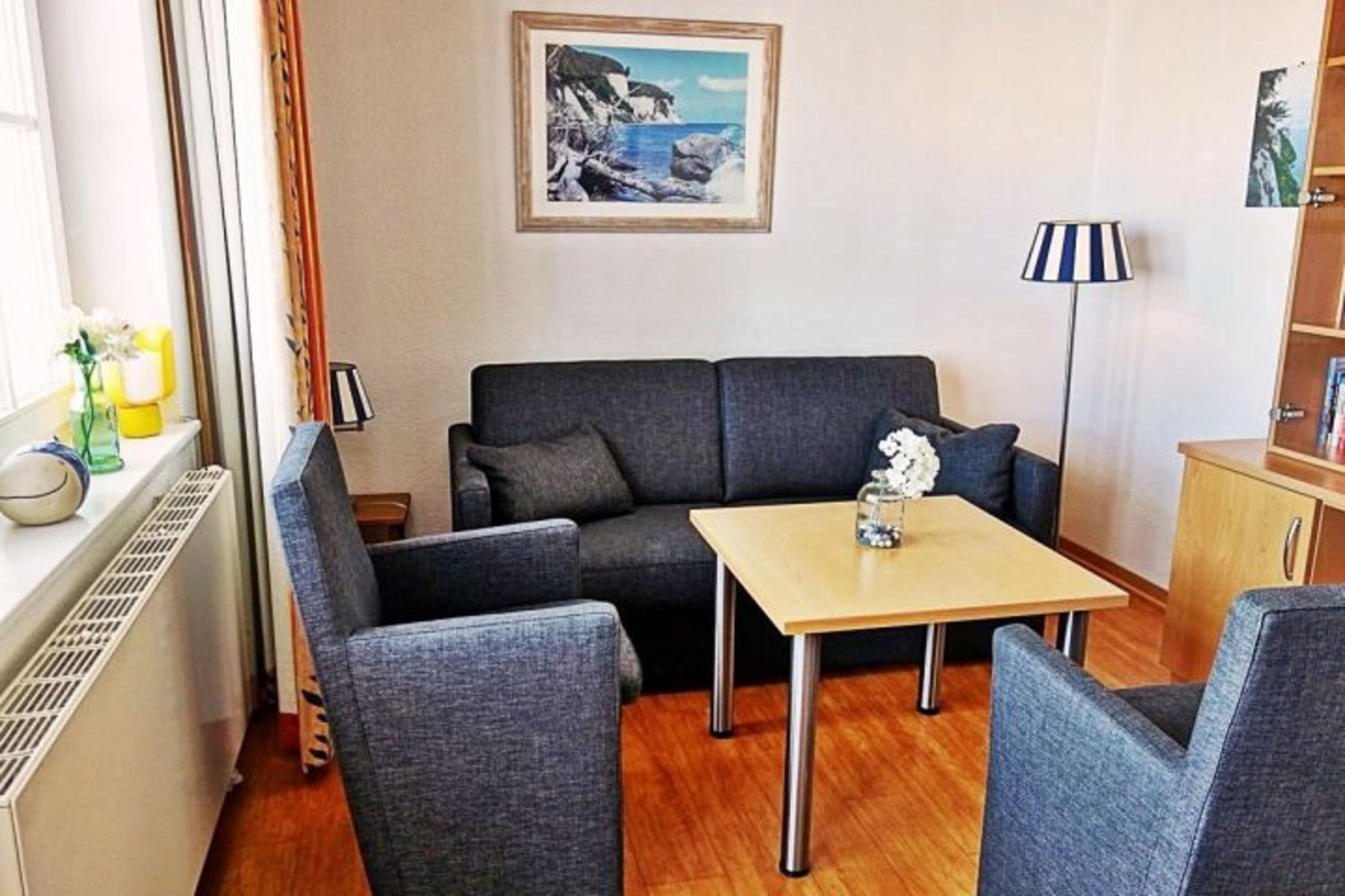 Wohnzimmer mit Schlafcouch