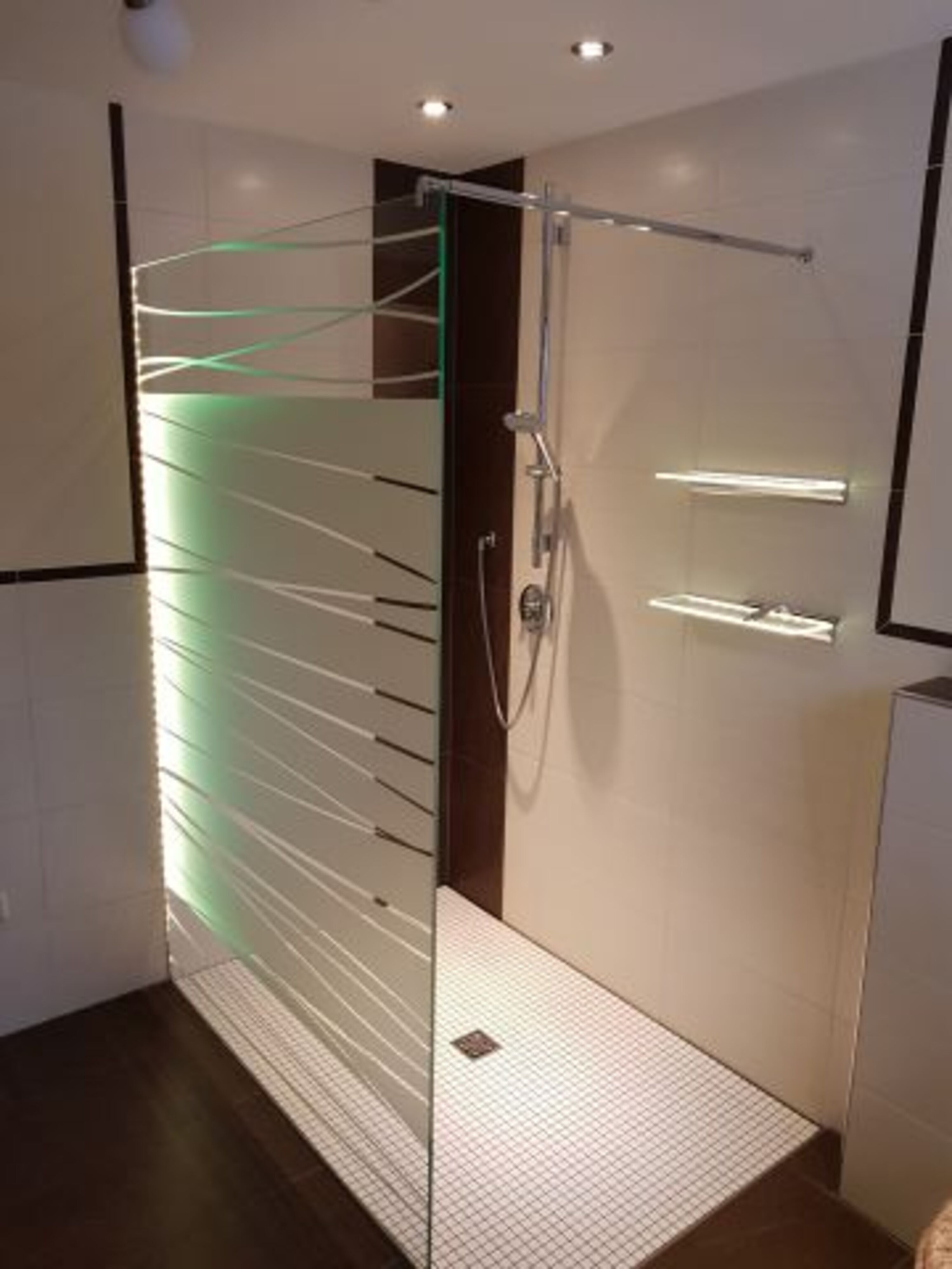 Dusche begehbar