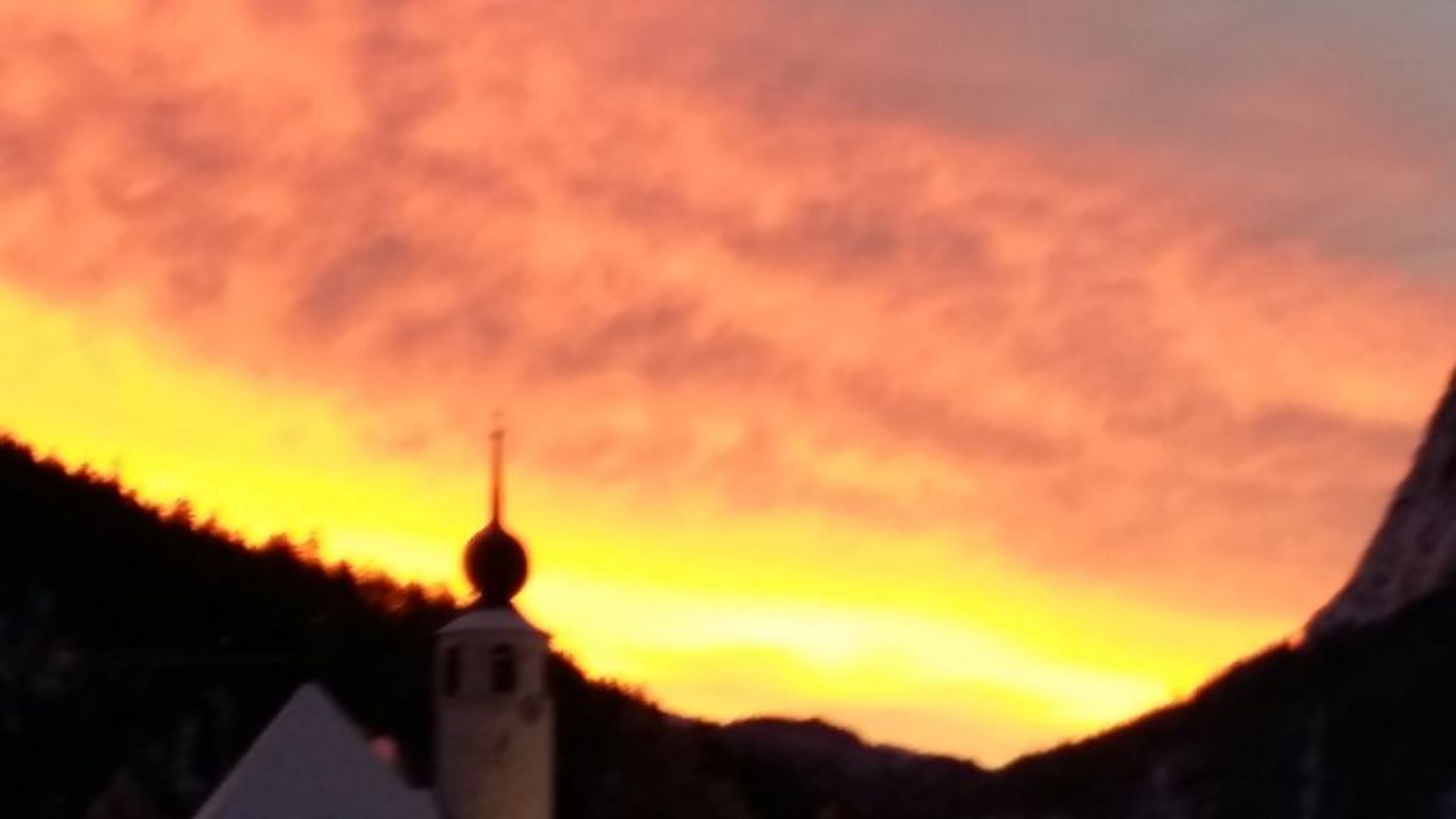 Der Himmel brennt