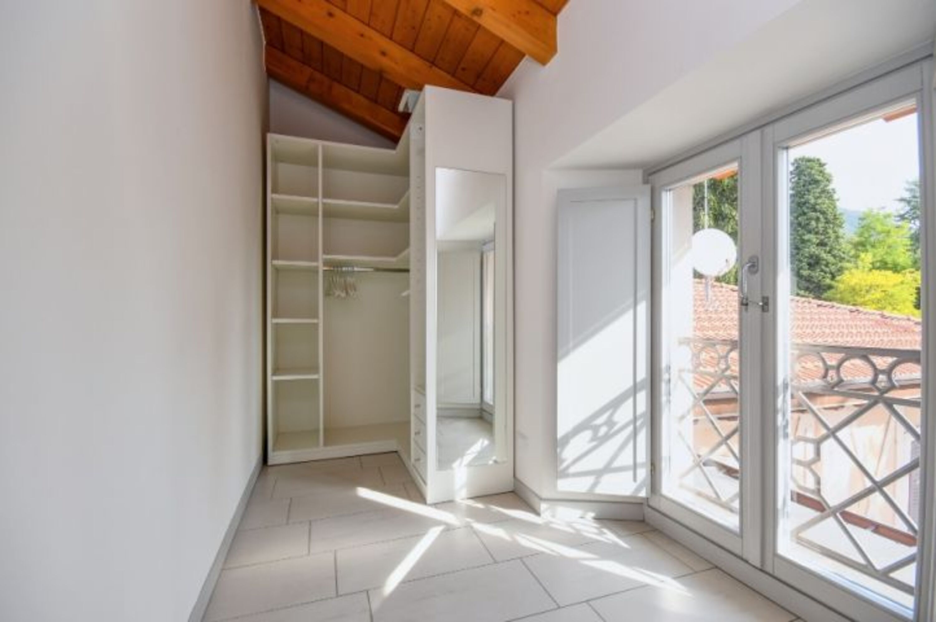 Garderobe im Doppelschlafzimmer