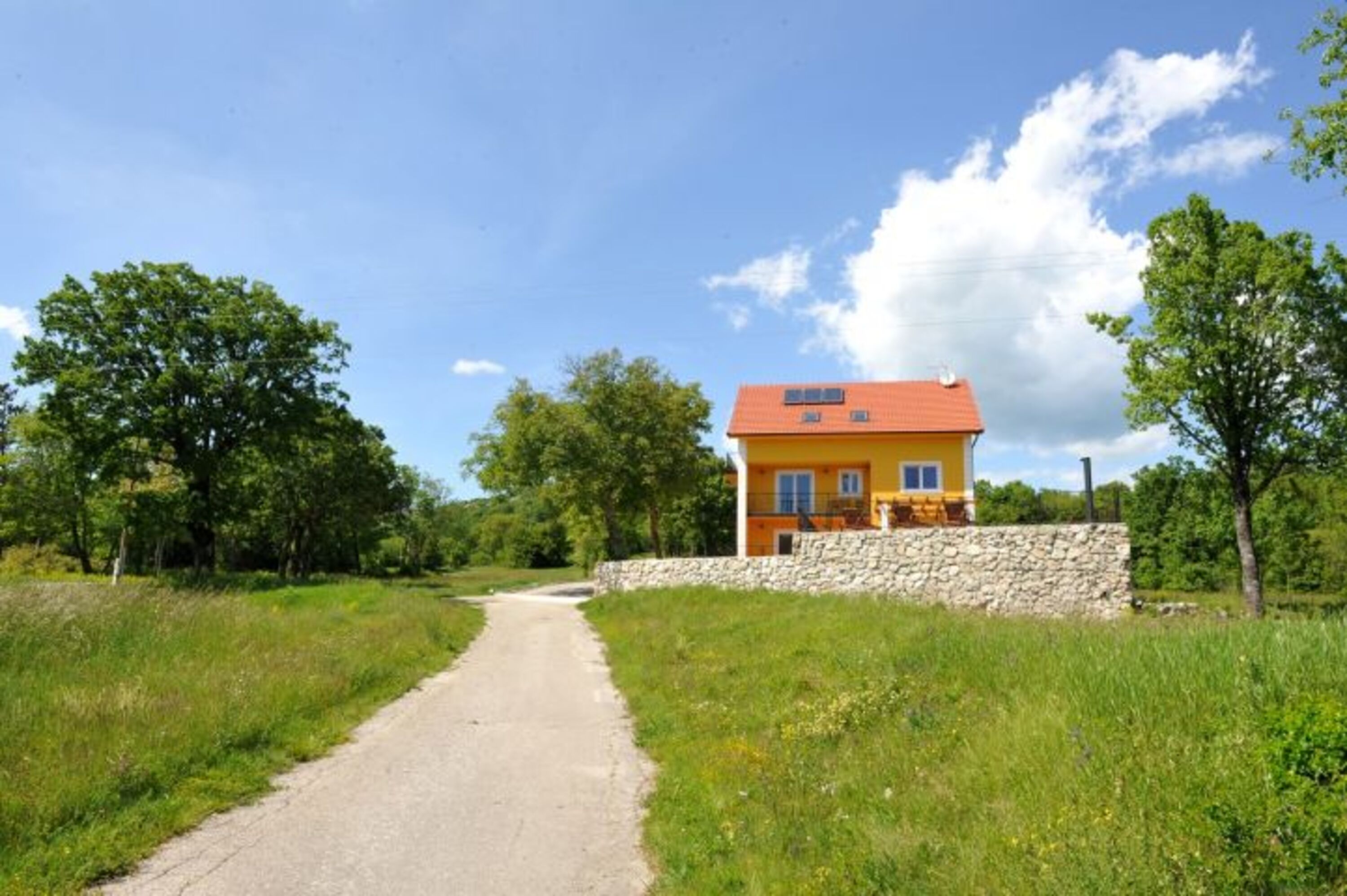 ALLEINSTEHENDES FERIENHAUS MIT POOL - VILLA TIJARA, KROATIEN