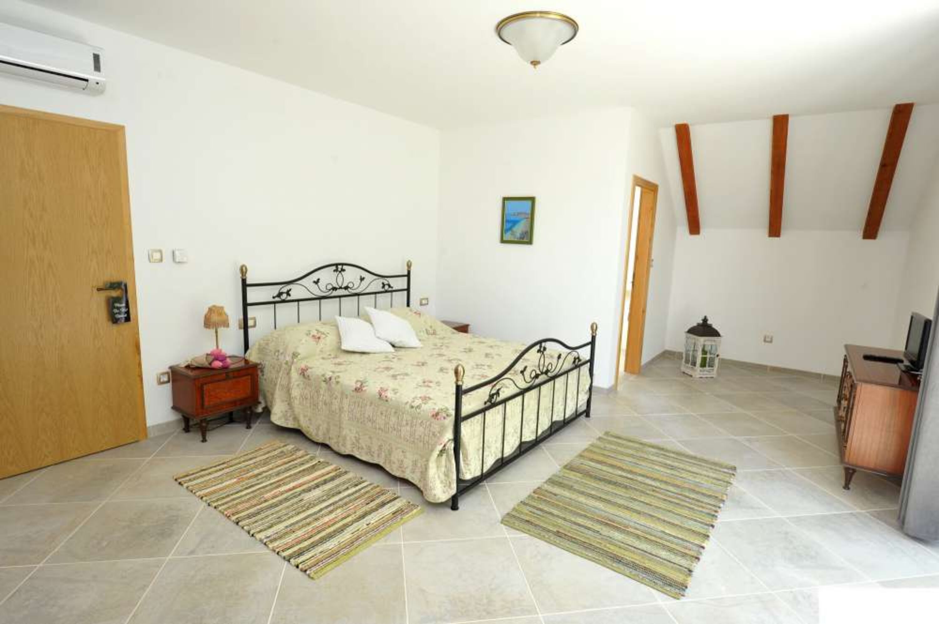 ALLEINSTEHENDES FERIENHAUS MIT POOL - VILLA TIJARA, KROATIEN