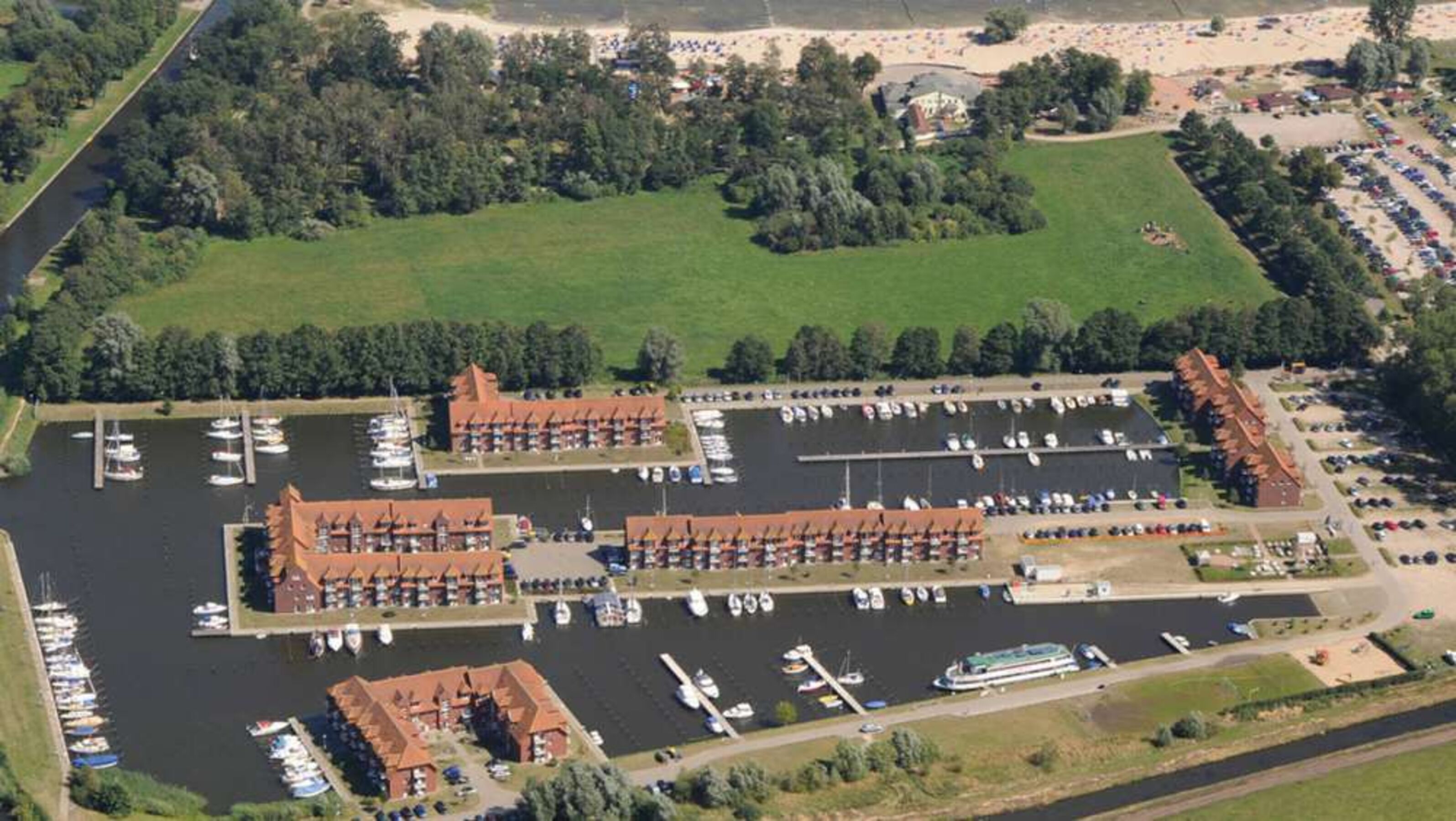 Die Lagunenstadt und der Strand