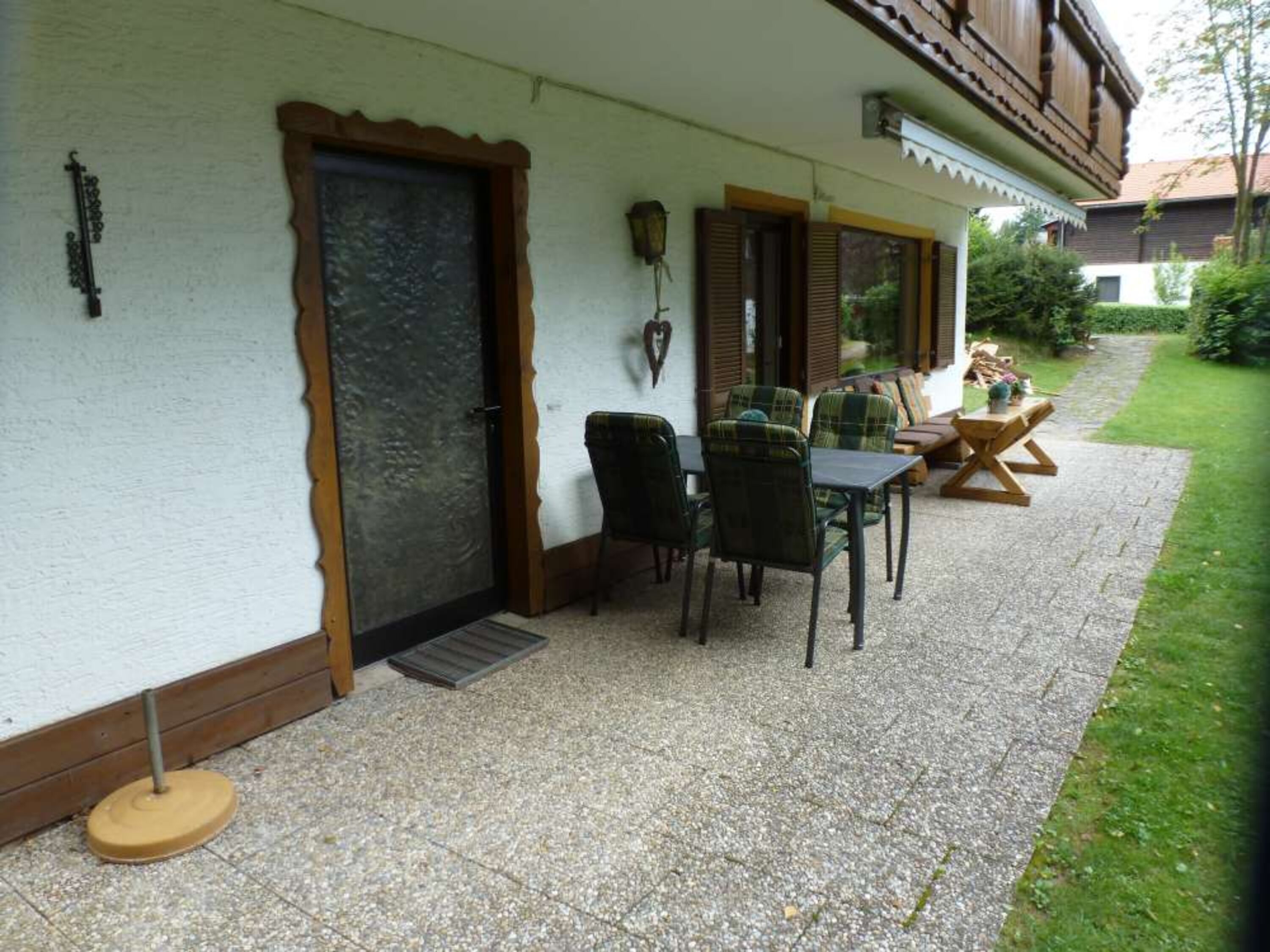 Terrasse unten 