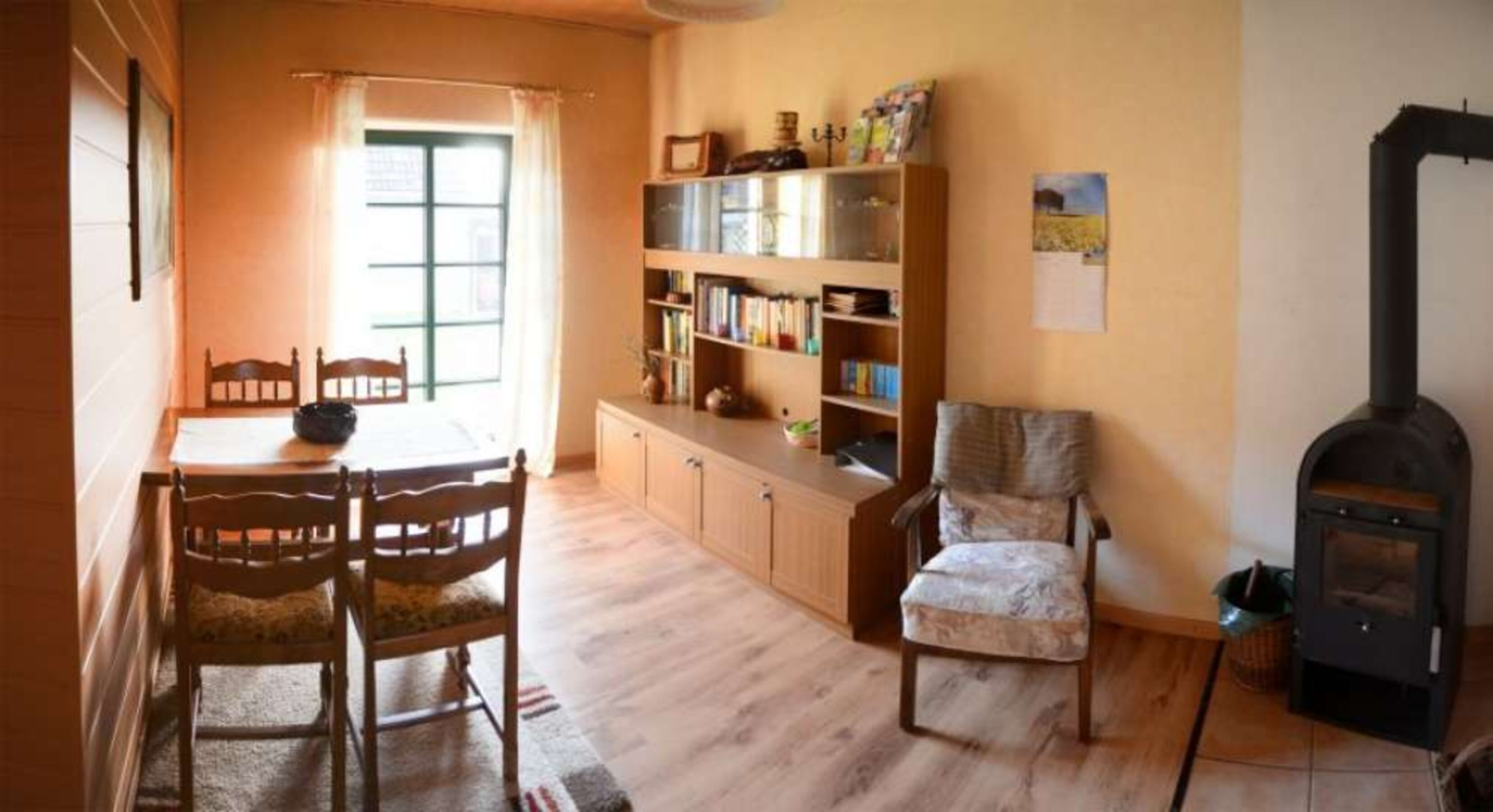 2. Wohnzimmer