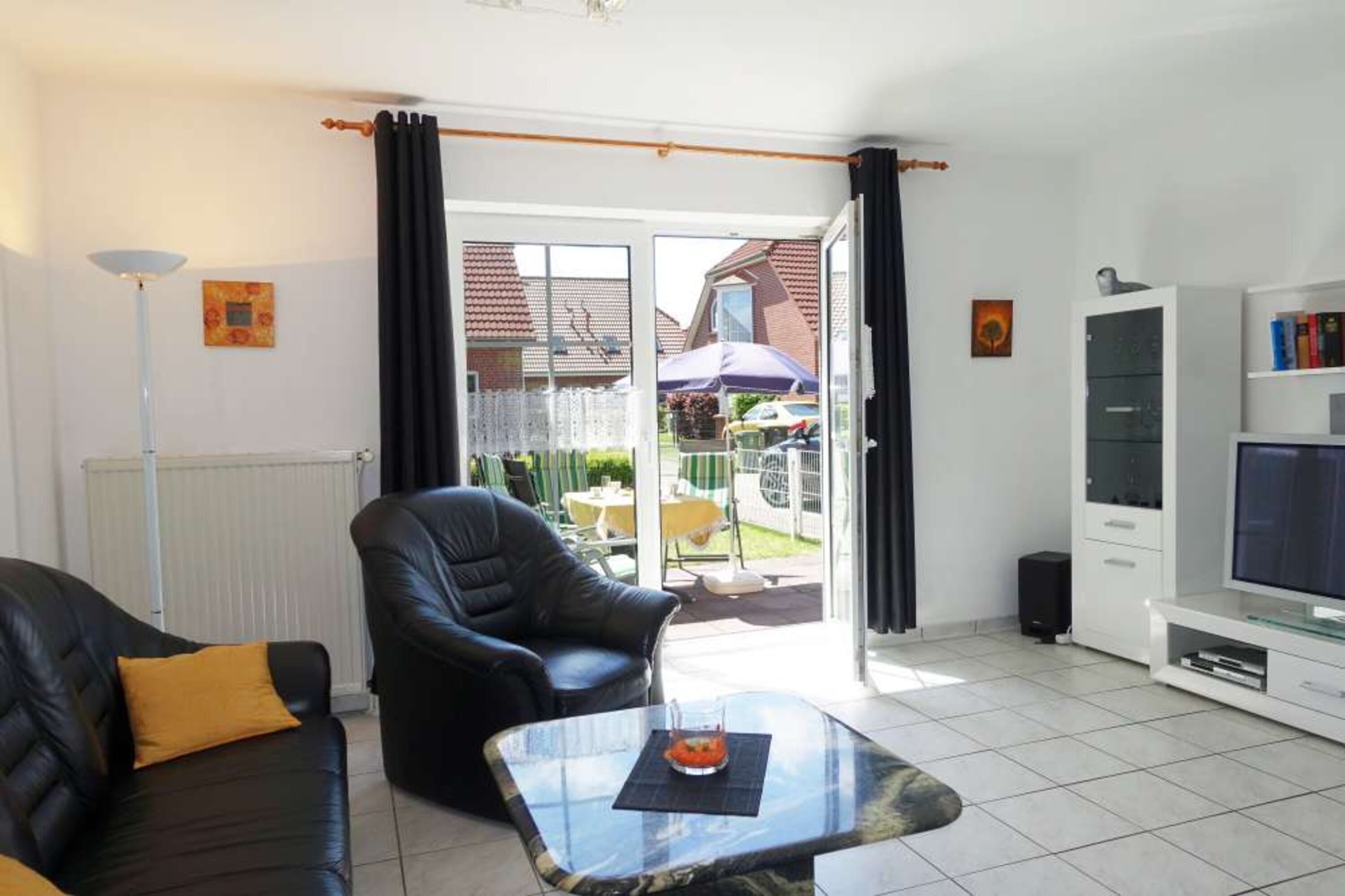 2 Sessel und 3-Sitzer Couch