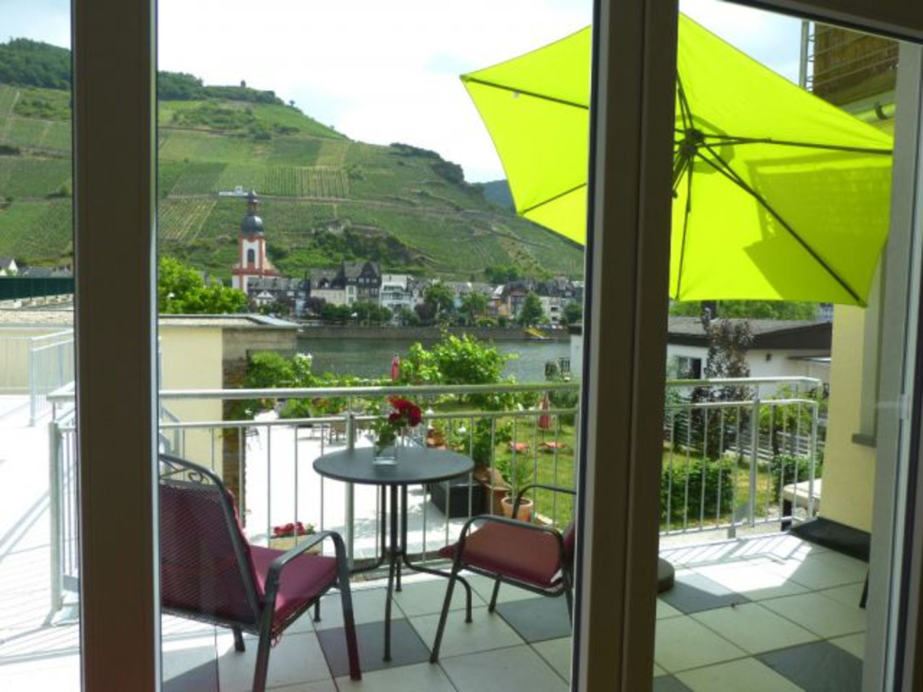 Balkon Moselrausch 2 mit Wasserblick