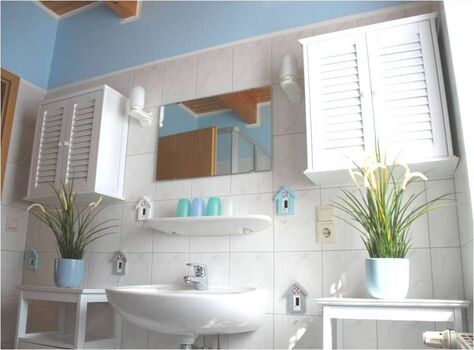 maritimes Bad mit Dusche (EG)
