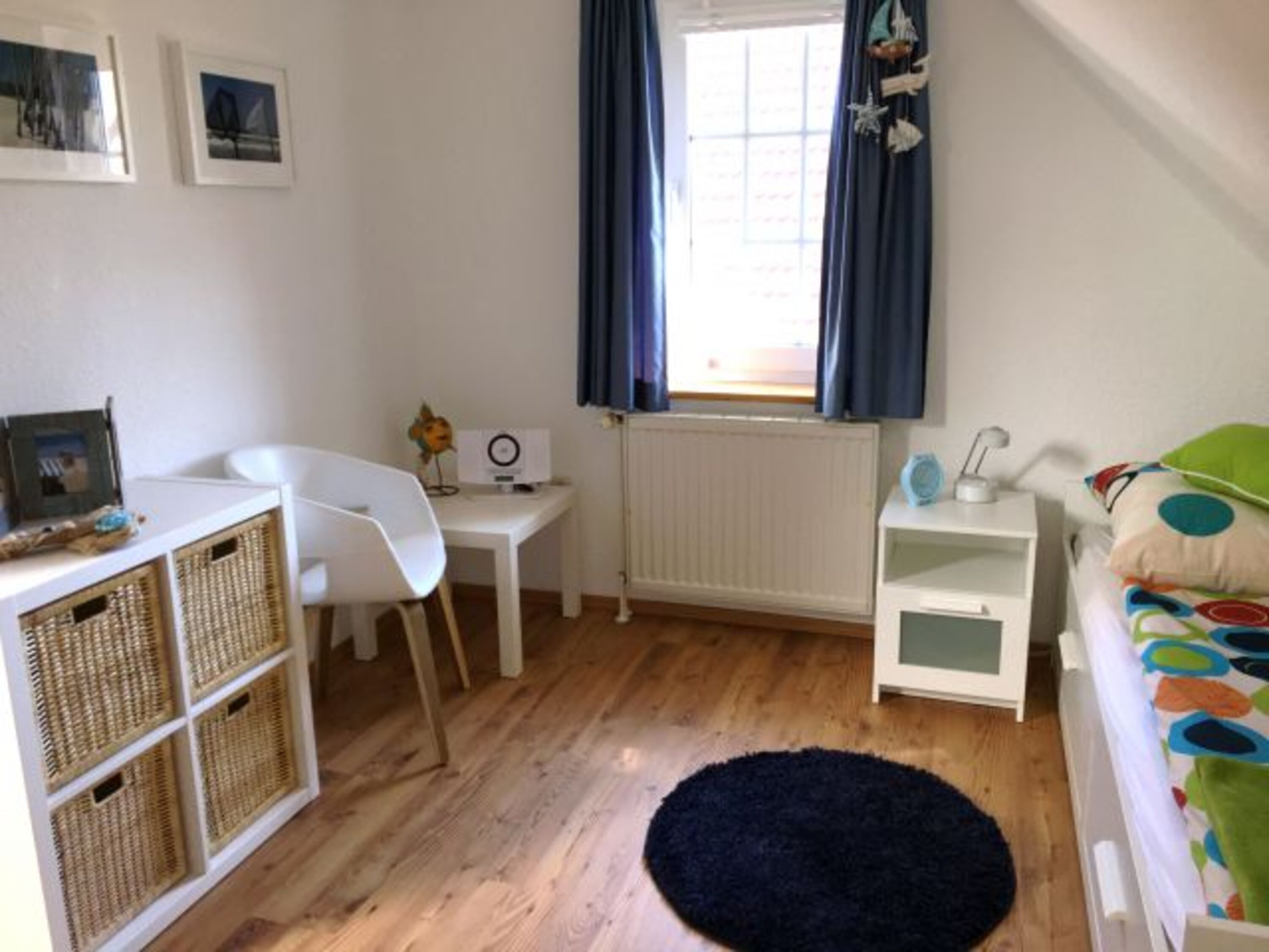 Schlafzimmer mit 2 getrennten Betten