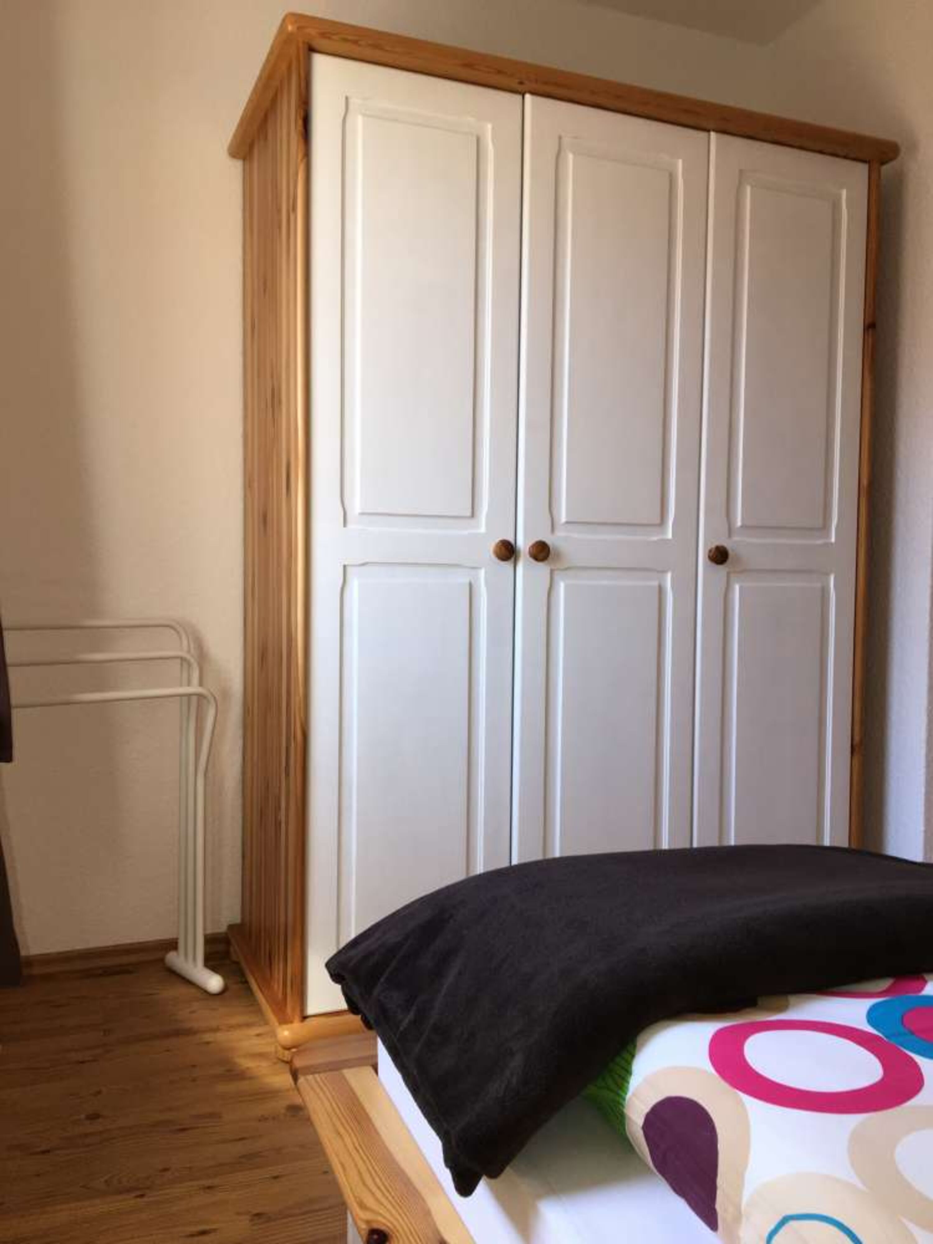 Schlafzimmer mit Doppelbett