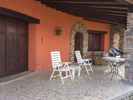 Überdachte Terrasse