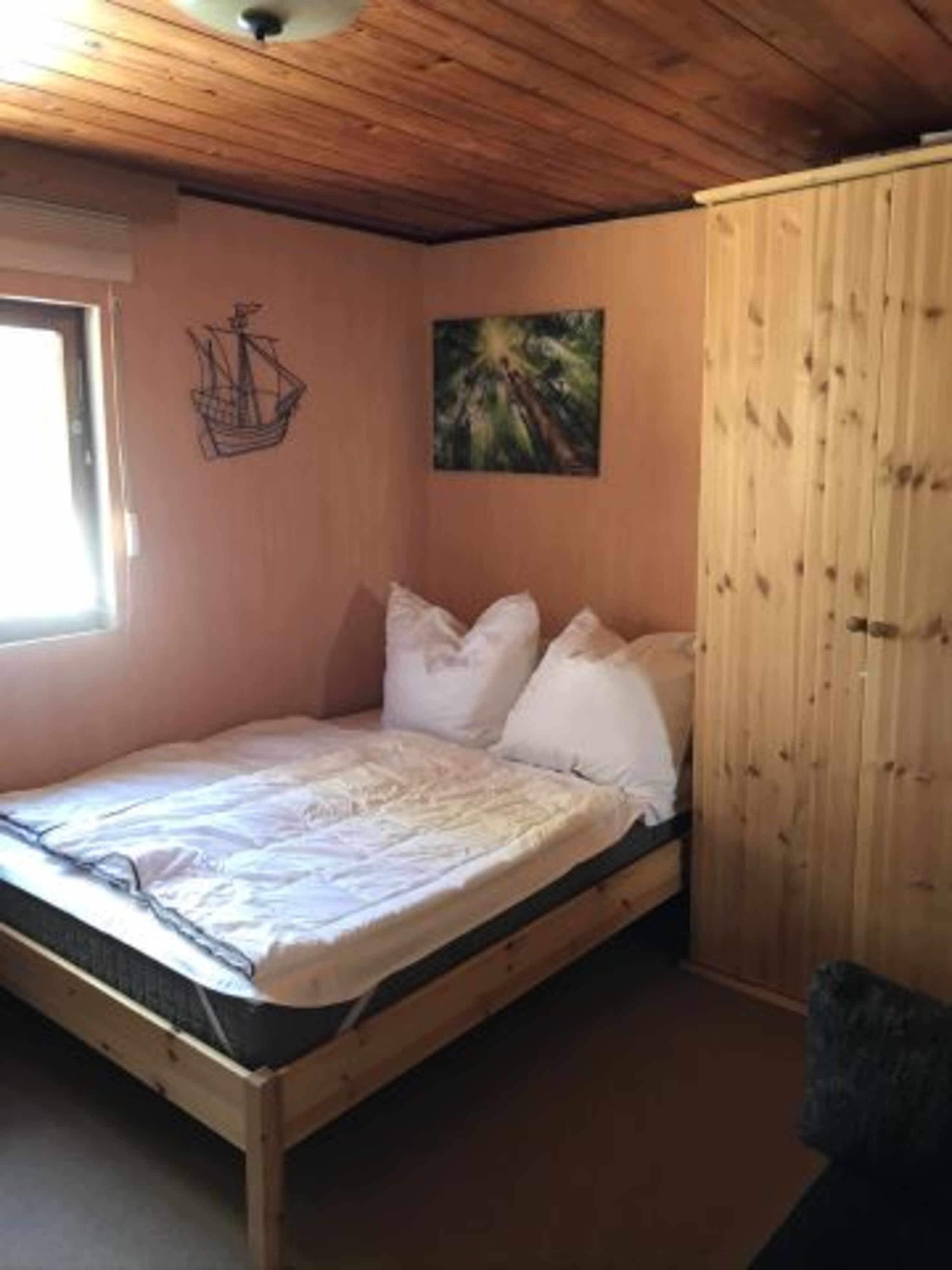 Schlafzimmeransicht 1