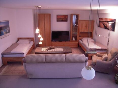 Wohn-/Schlafzimmer