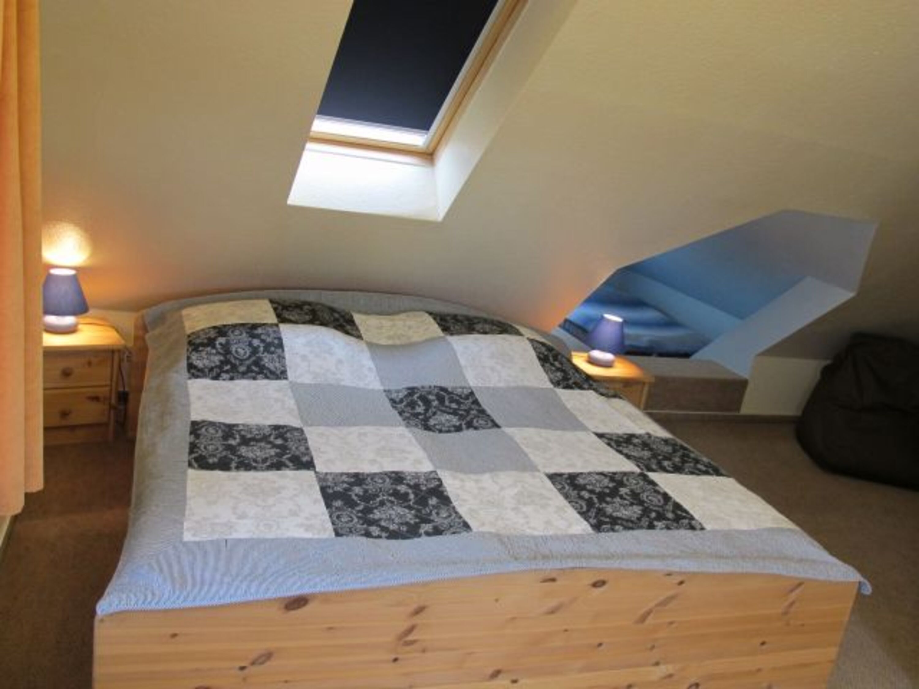 Schlafzimmer 2