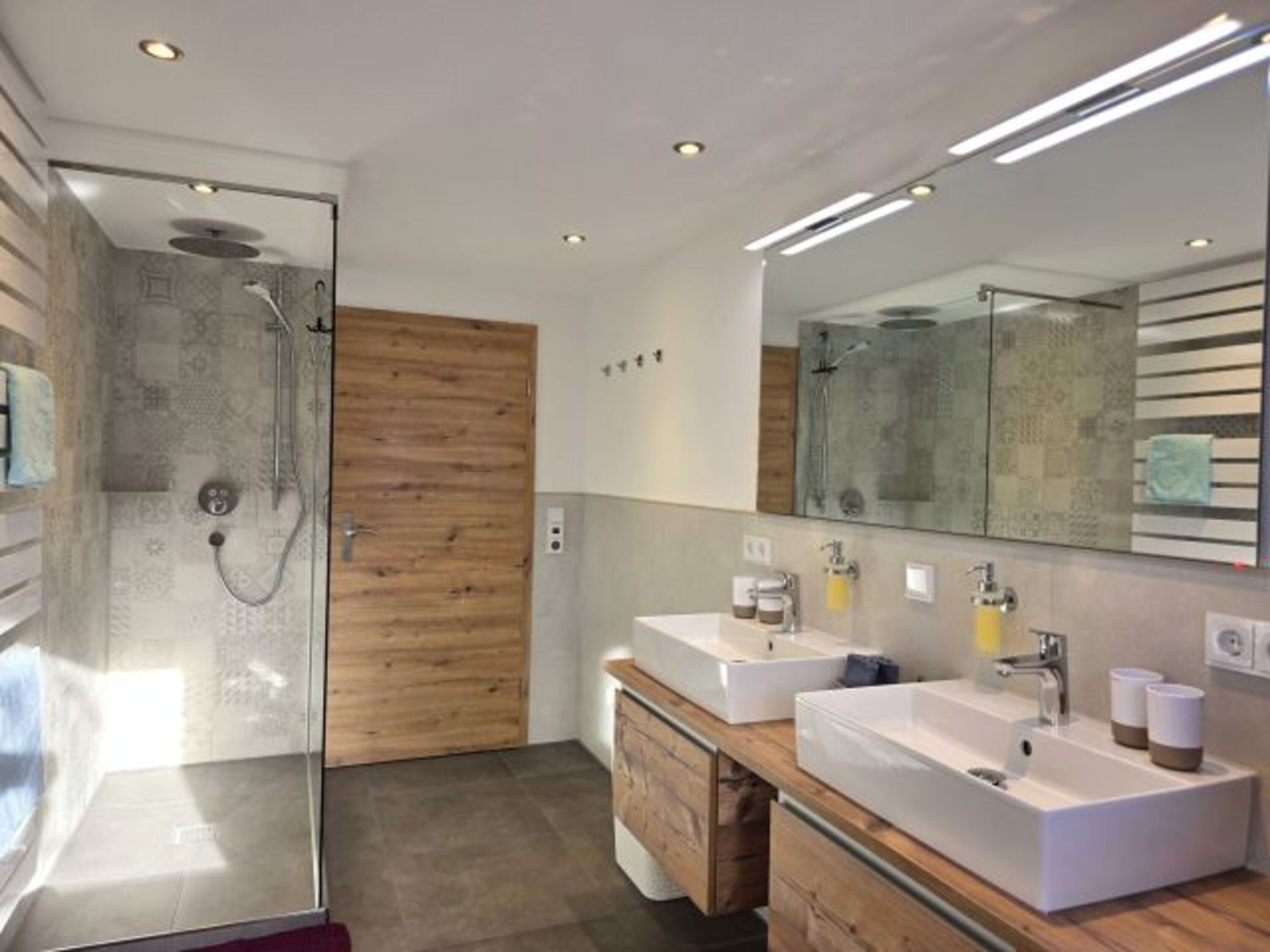 große Dusche