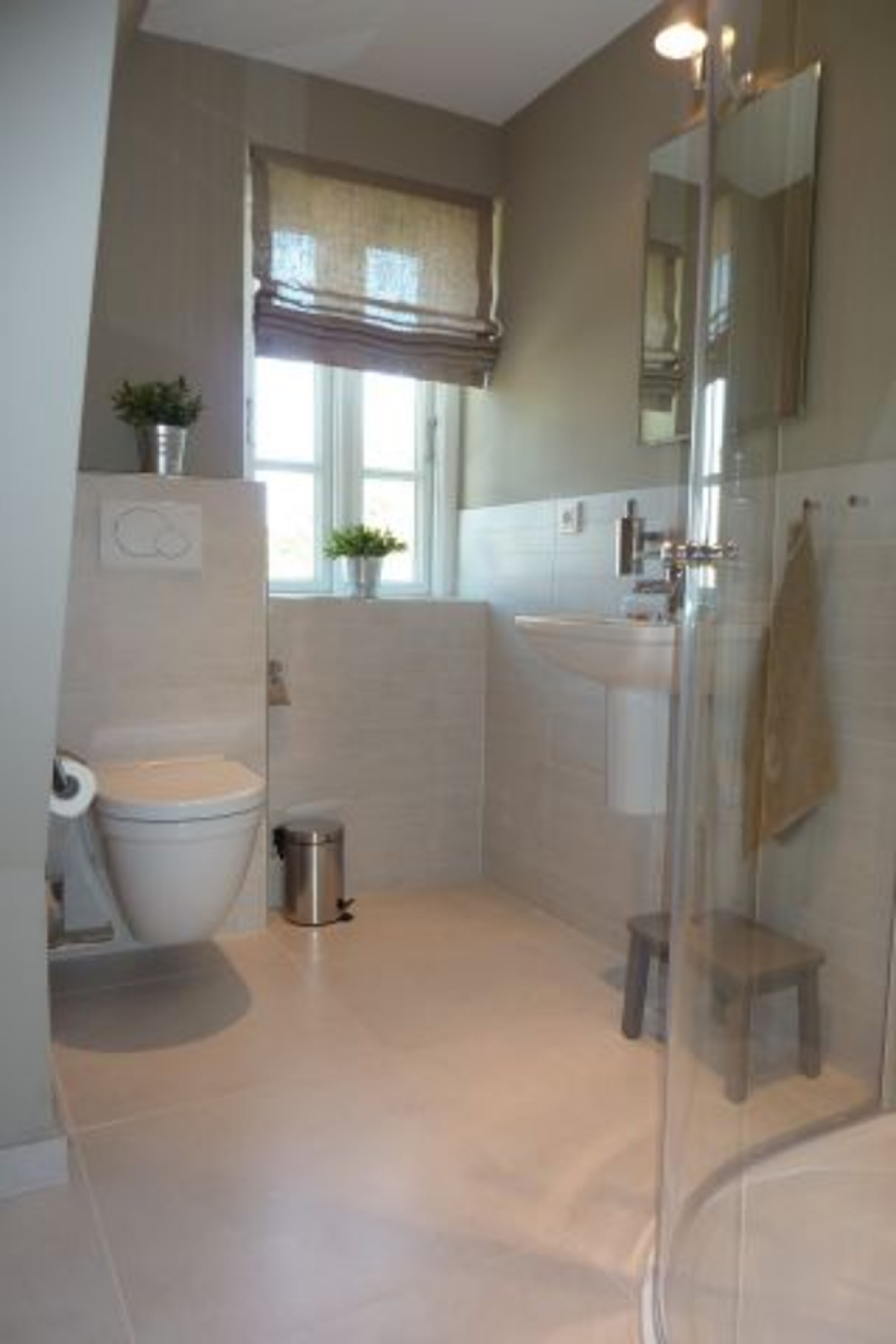2. Bad OG mit Dusche