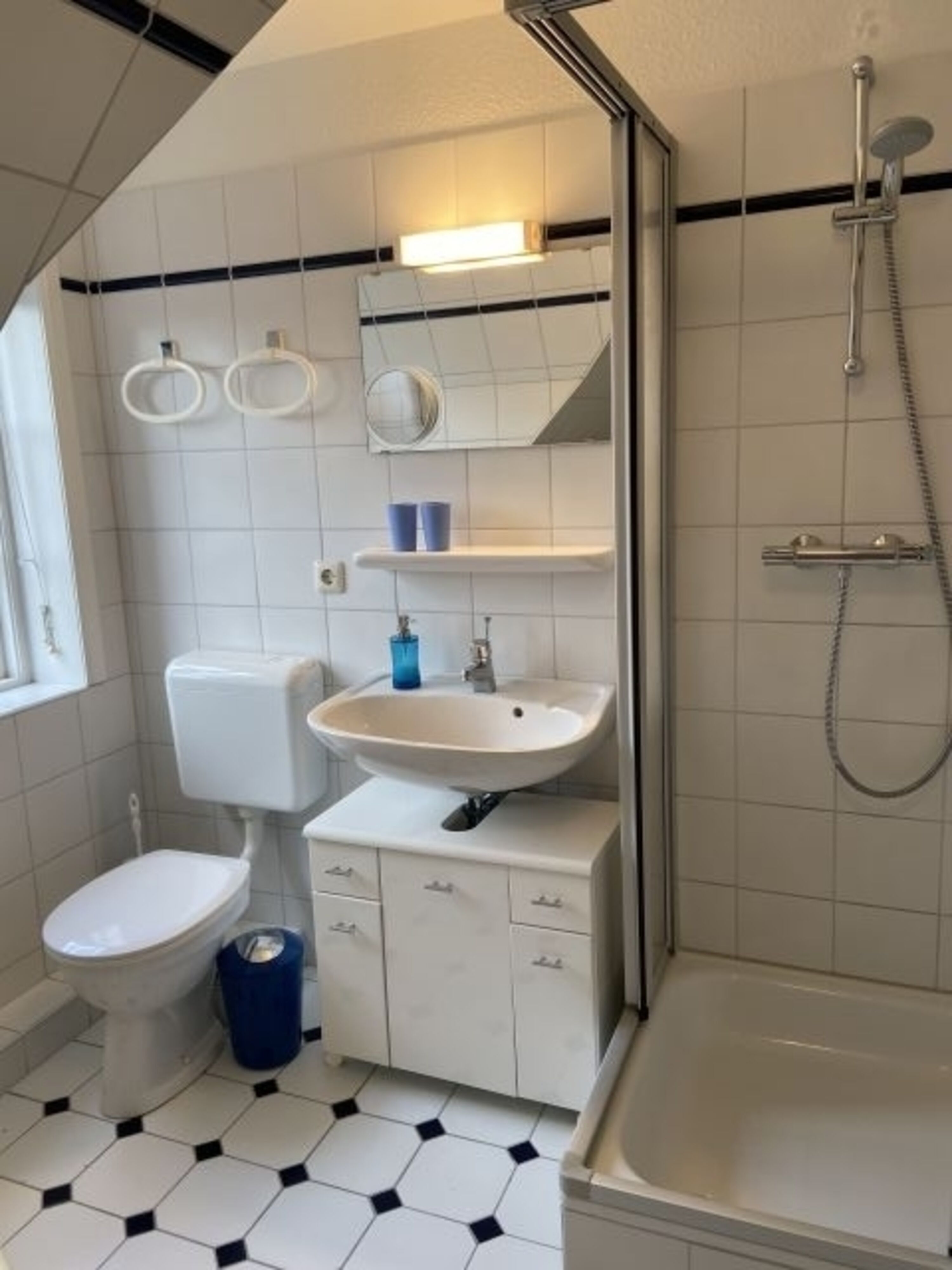 Bad mit Dusche