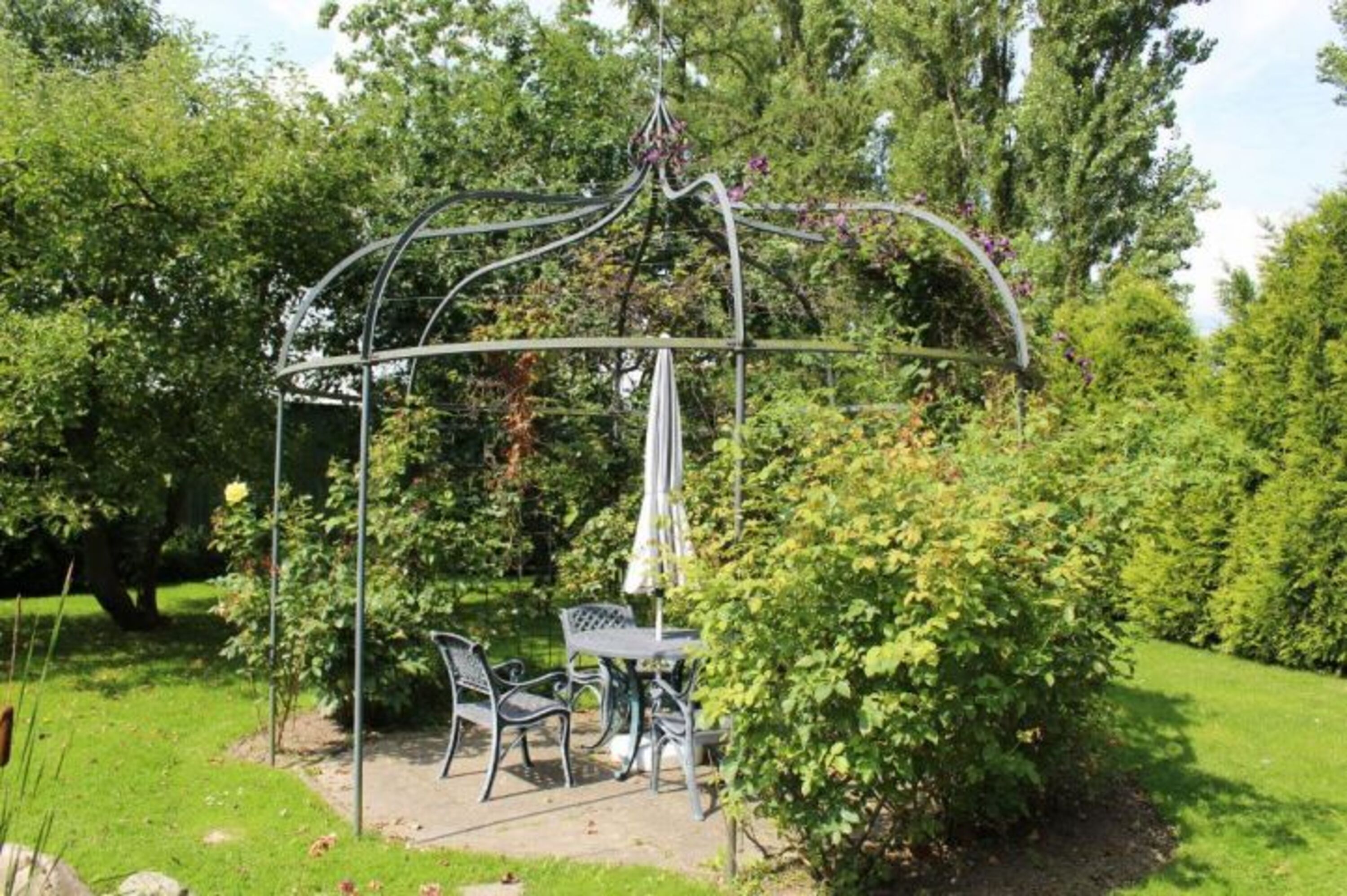 Gartenpavillon
