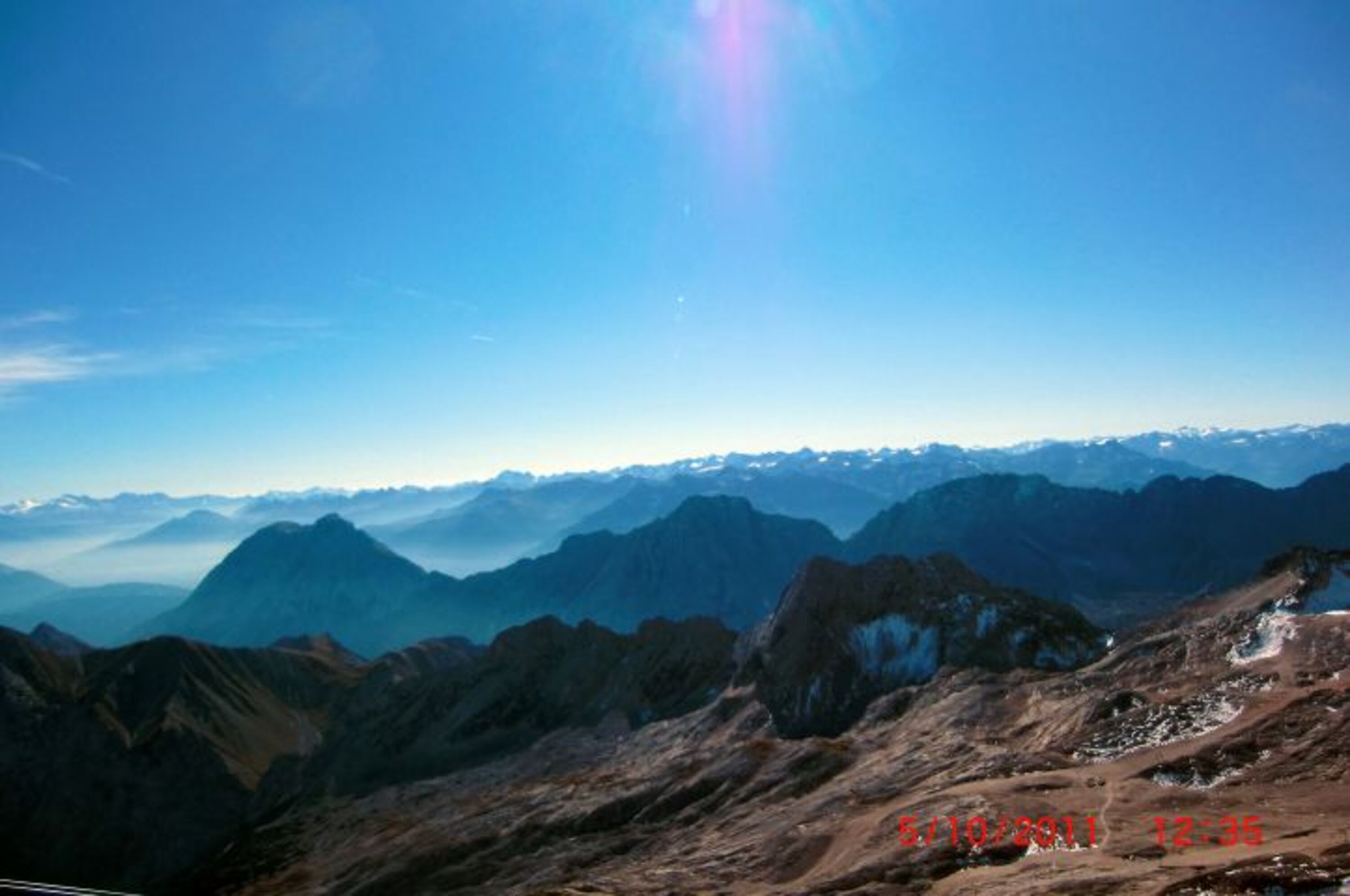 Zugspitzblick an einem goldenen Herbsttag