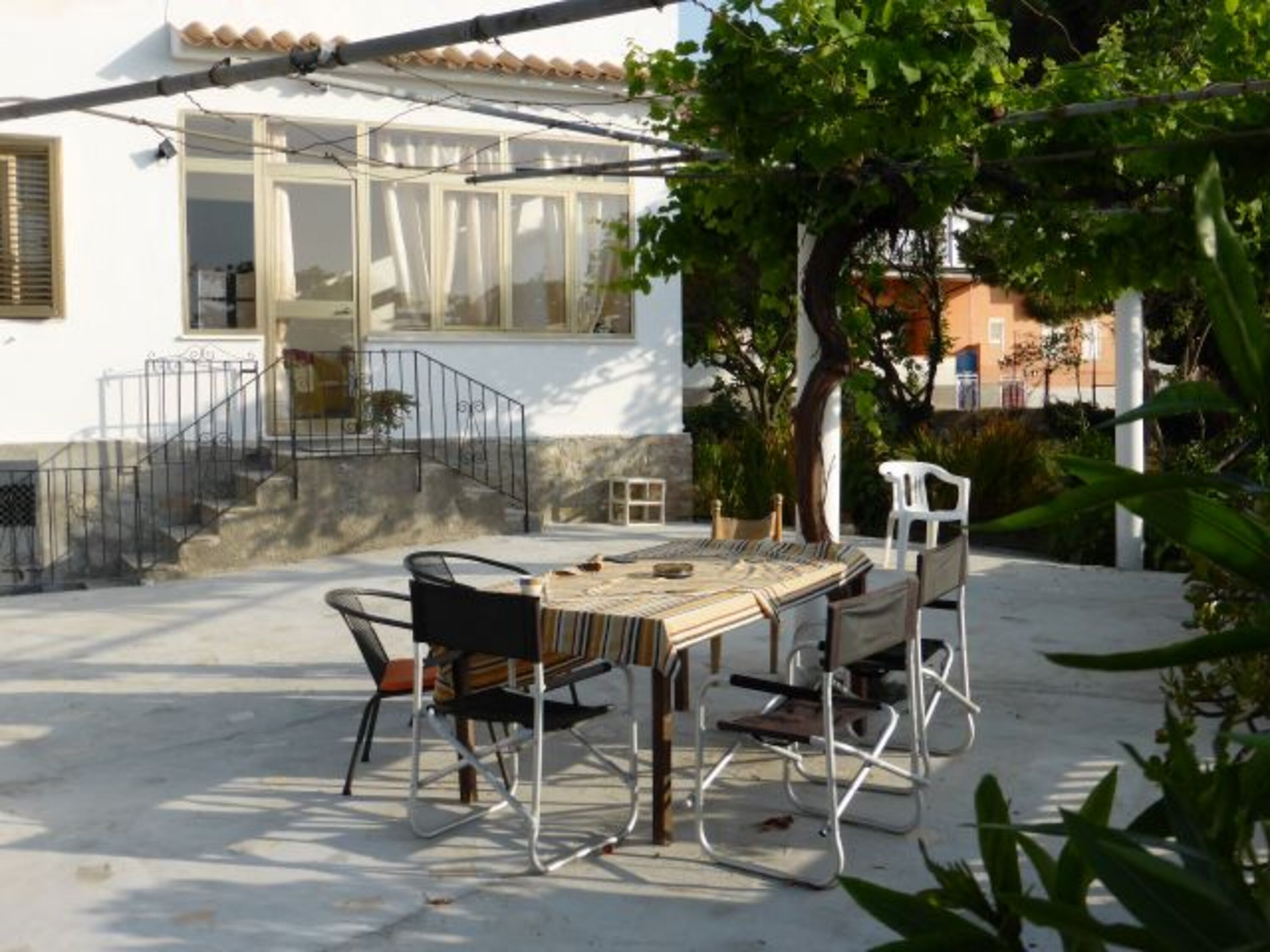 untere Terrasse