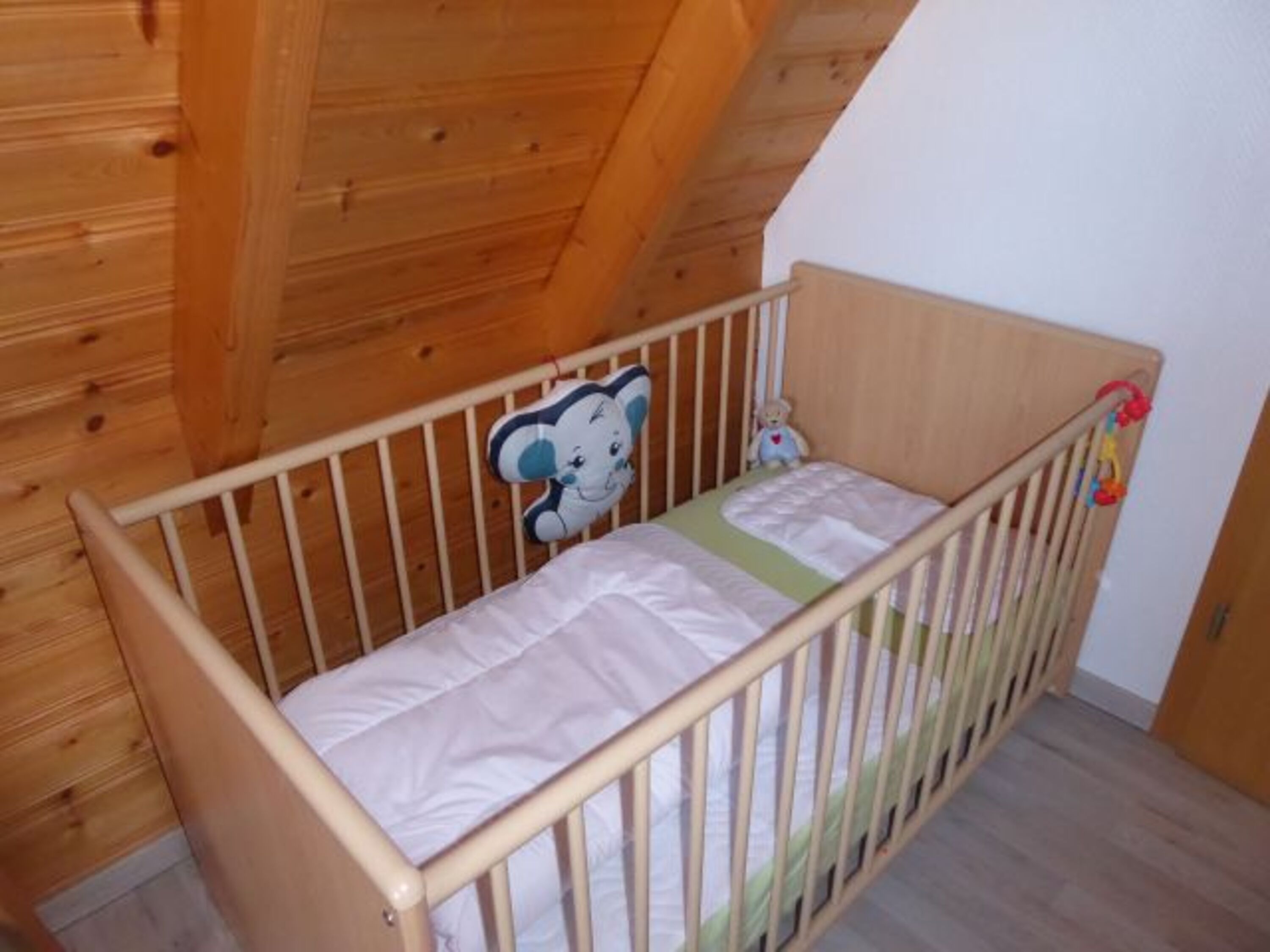 Kinderbett