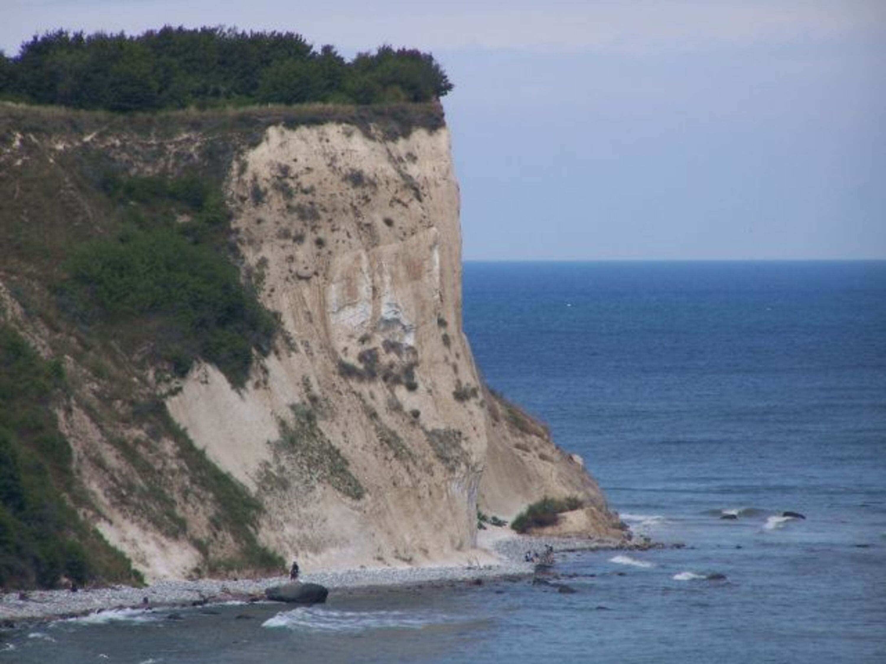 die Steilküste in der Nähe