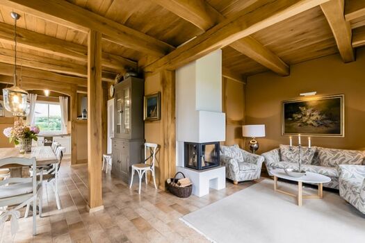 Ferienhaus Flieder - Wohn-/Essbereich