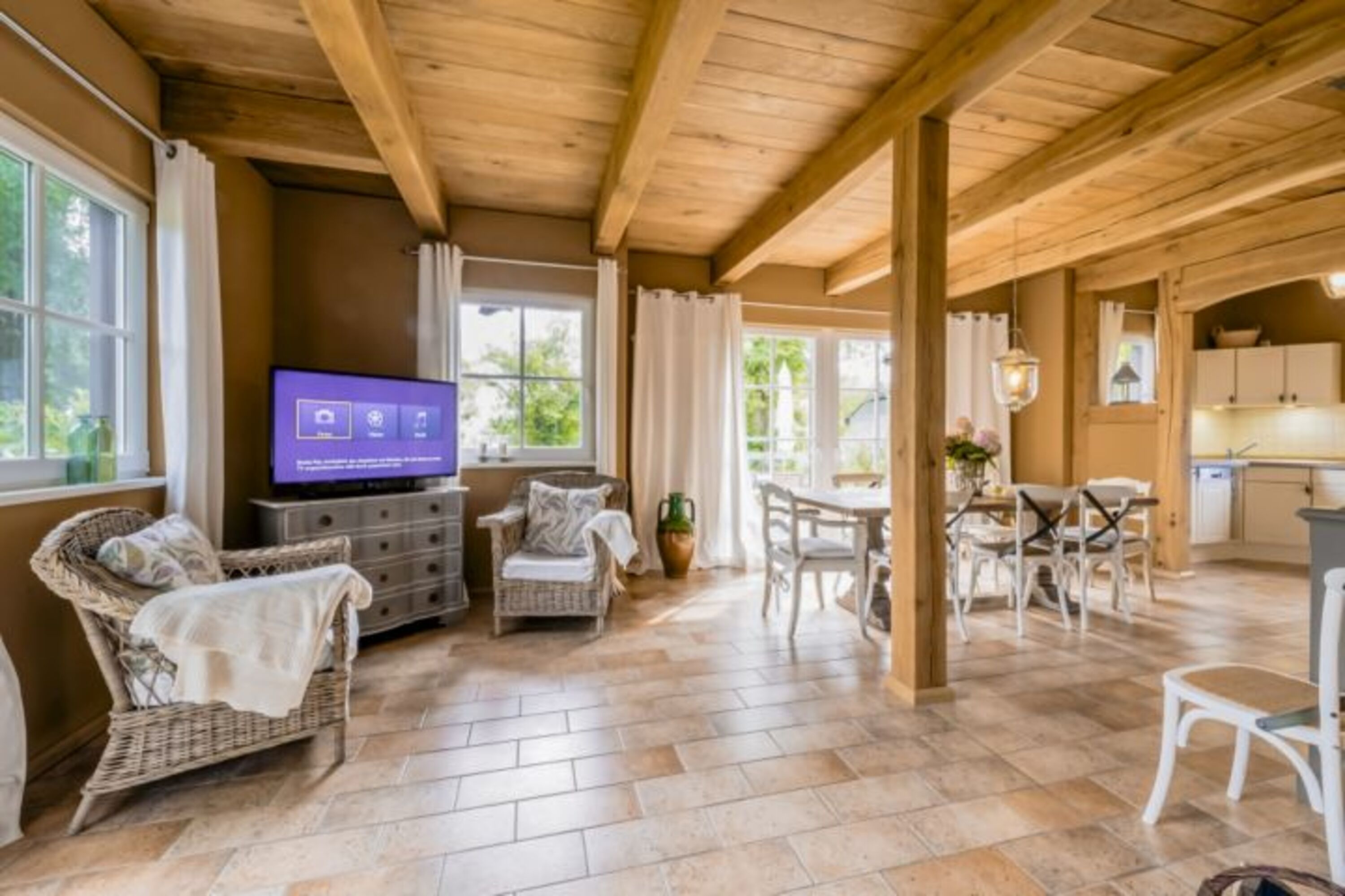 Ferienhaus Flieder - Wohn-/Essbereich