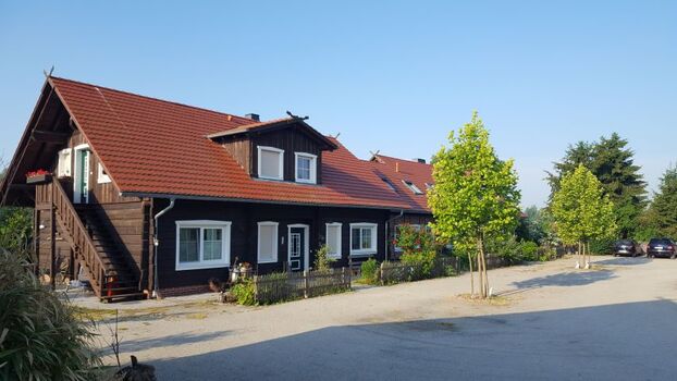 Ferienhaus Libelle Hofseite