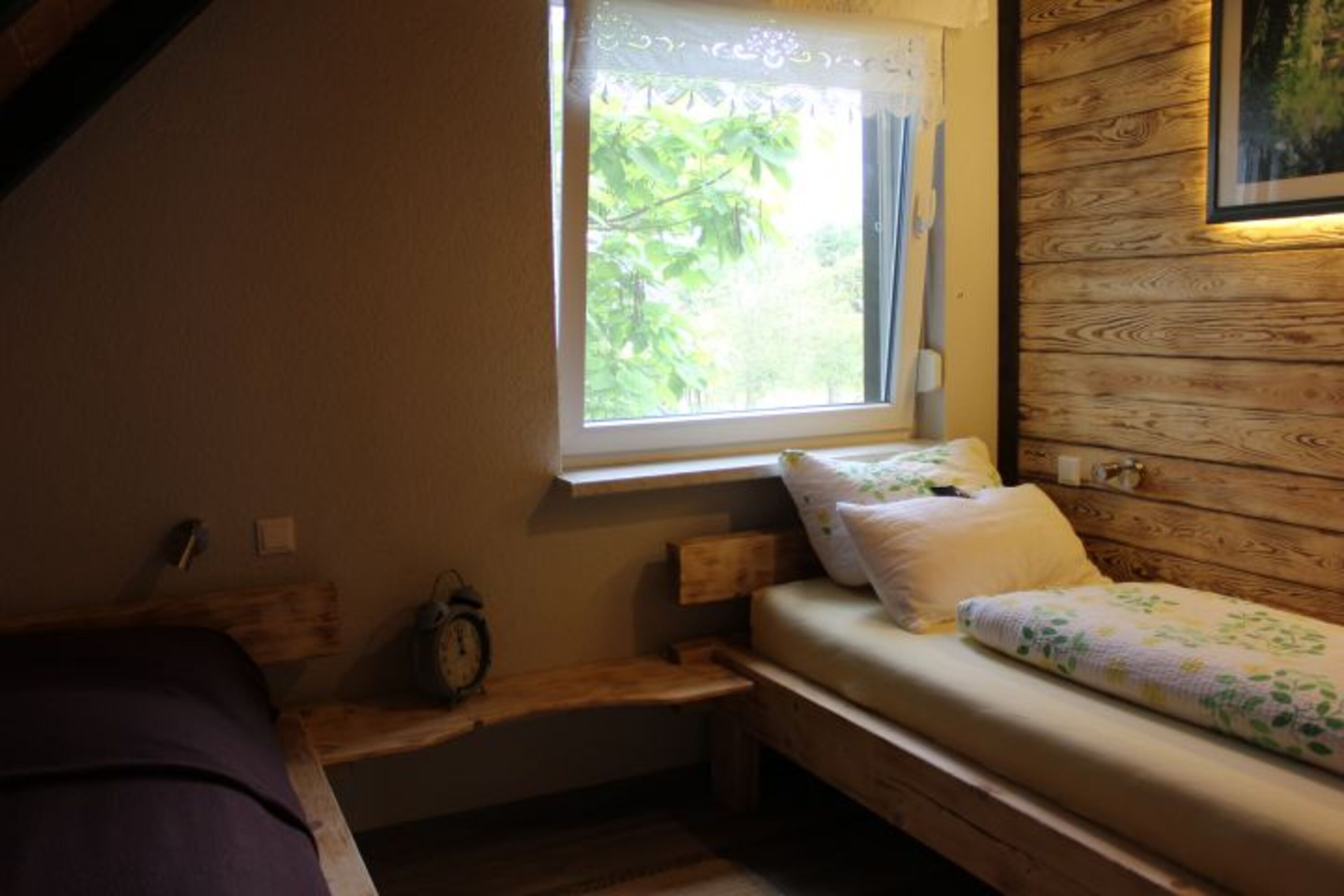 Schlafzimmer mit 2 Einzelbetten