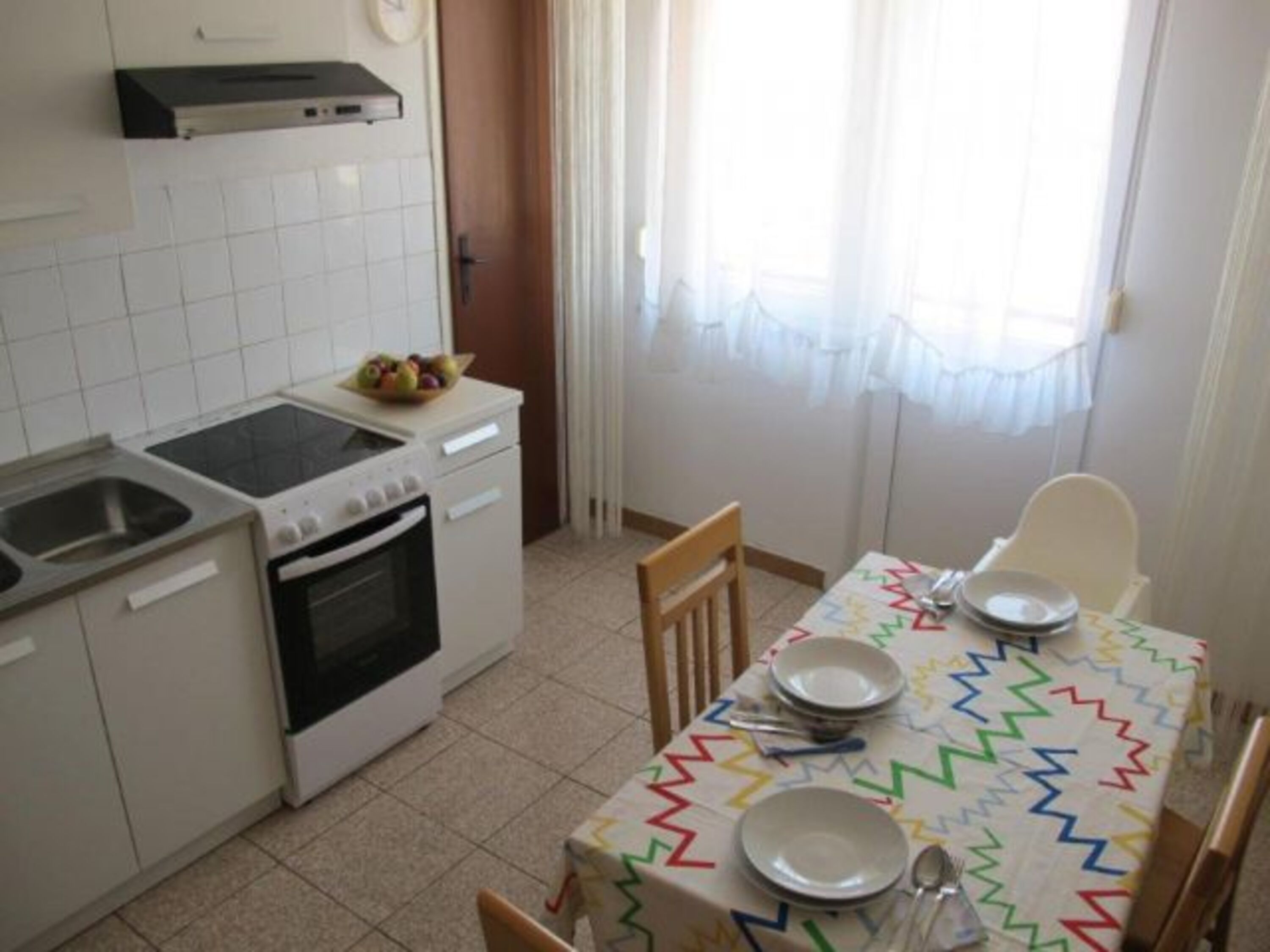 Küche /Essbereich mit Babysitz