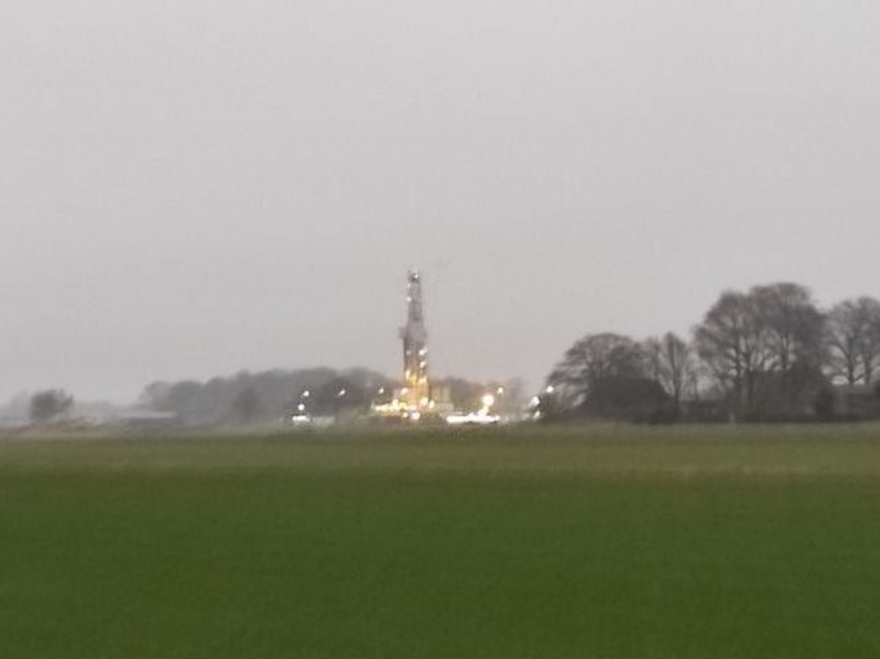 Blick auf einen Bohrturm - Emlichheimer Umgebung