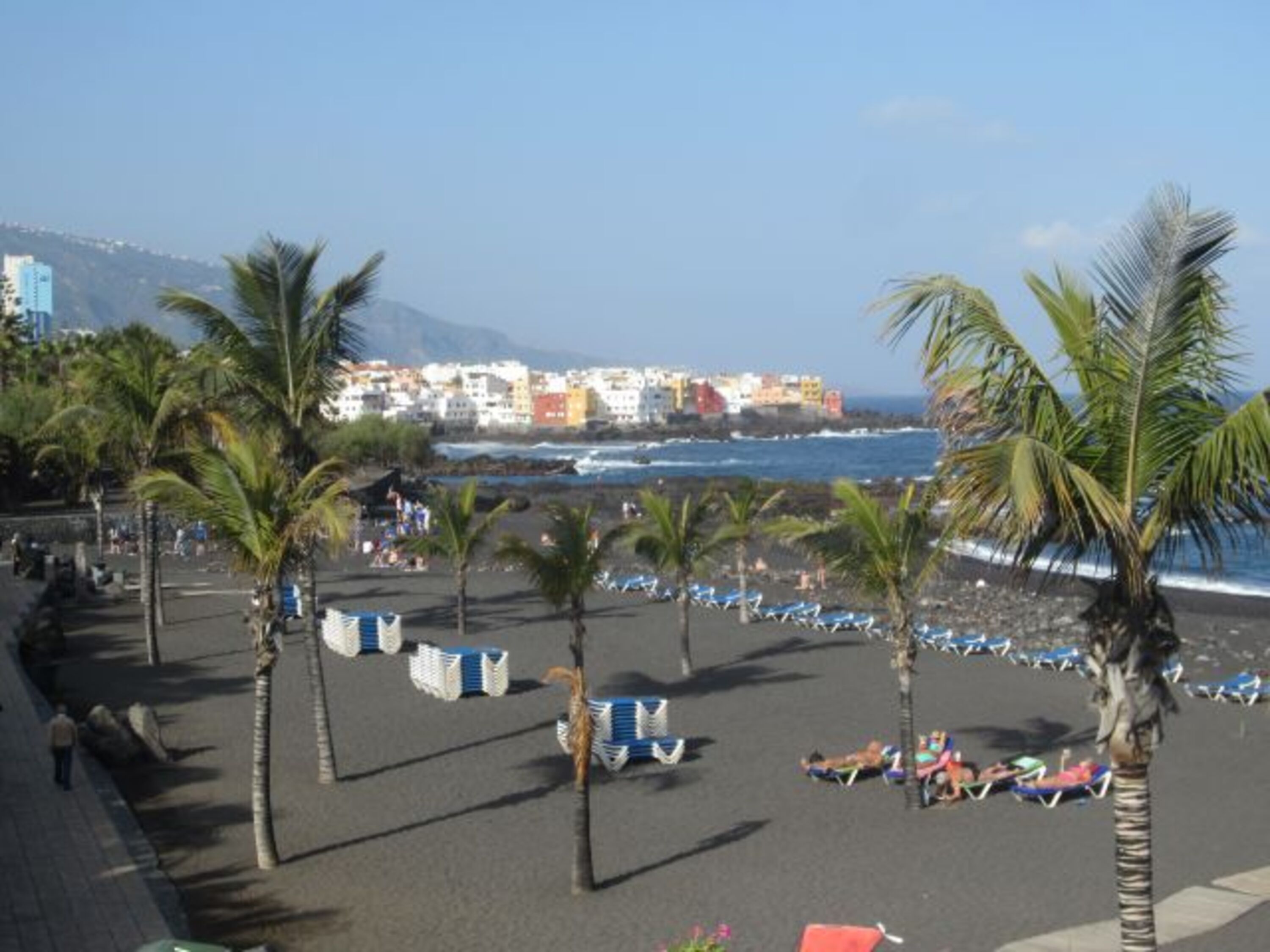  Teilansicht des wunderschönen Strandes Playa Jardin, nur wenige Gehminuten vom Playamar Romantico entfernt